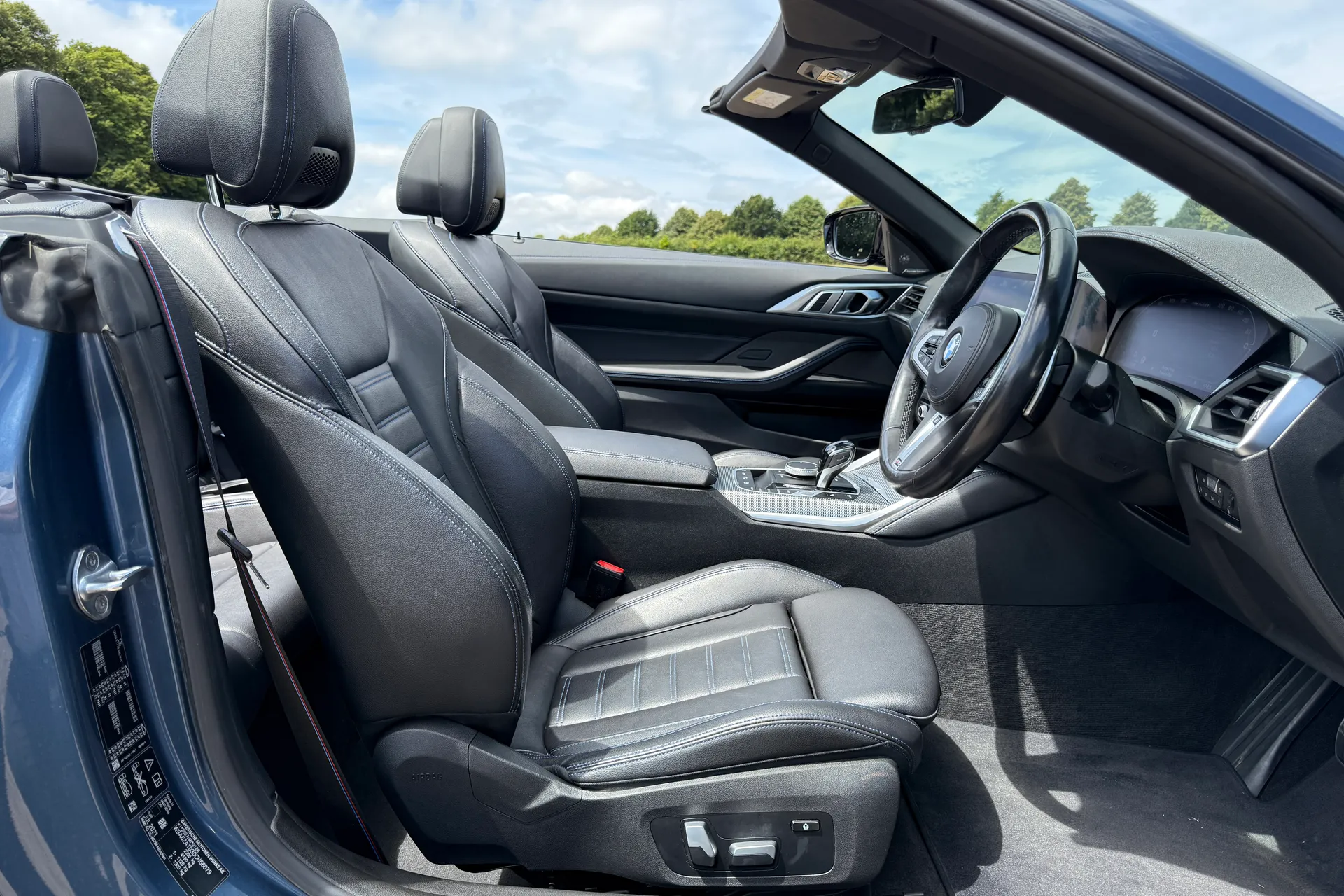 BMW 4 SERIES thumbnail image number 33