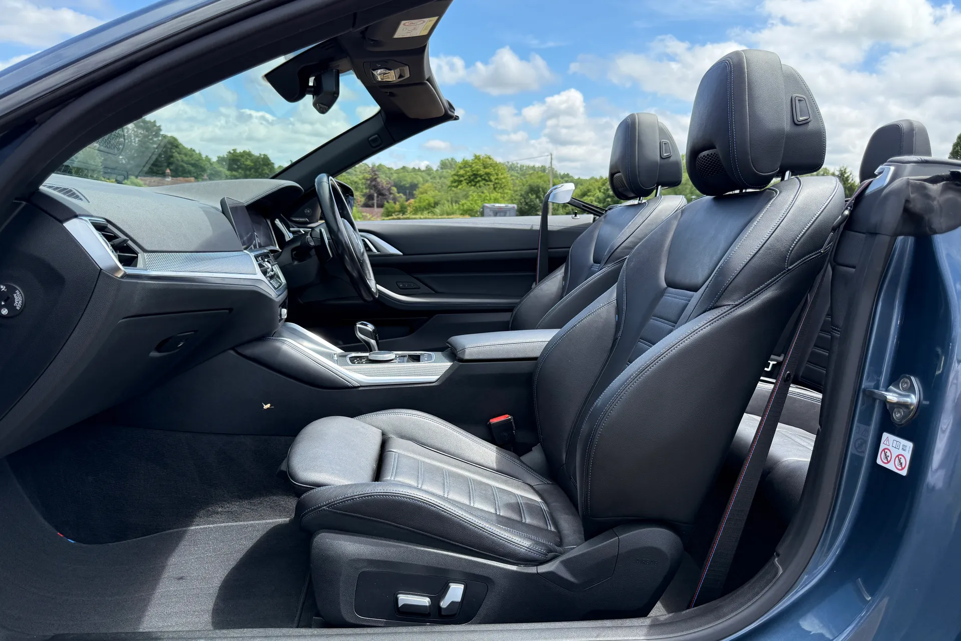 BMW 4 SERIES thumbnail image number 35