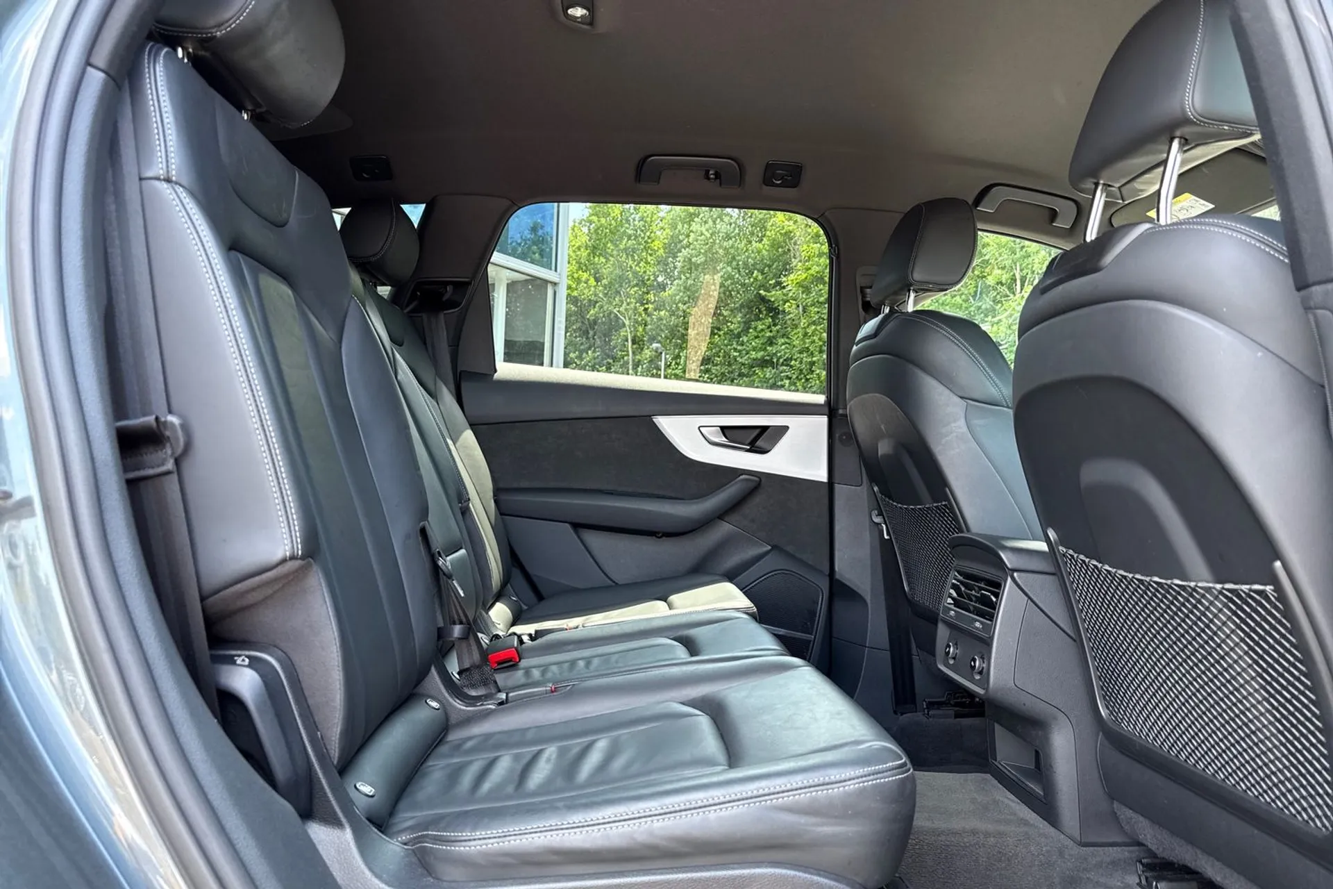 Audi Q7 thumbnail image number 21