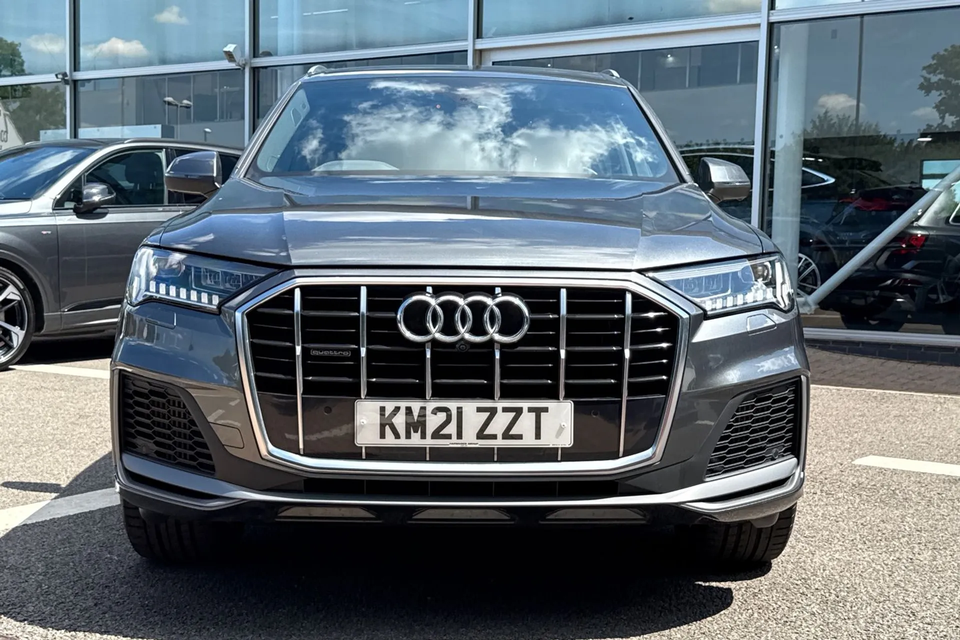 Audi Q7 thumbnail image number 11