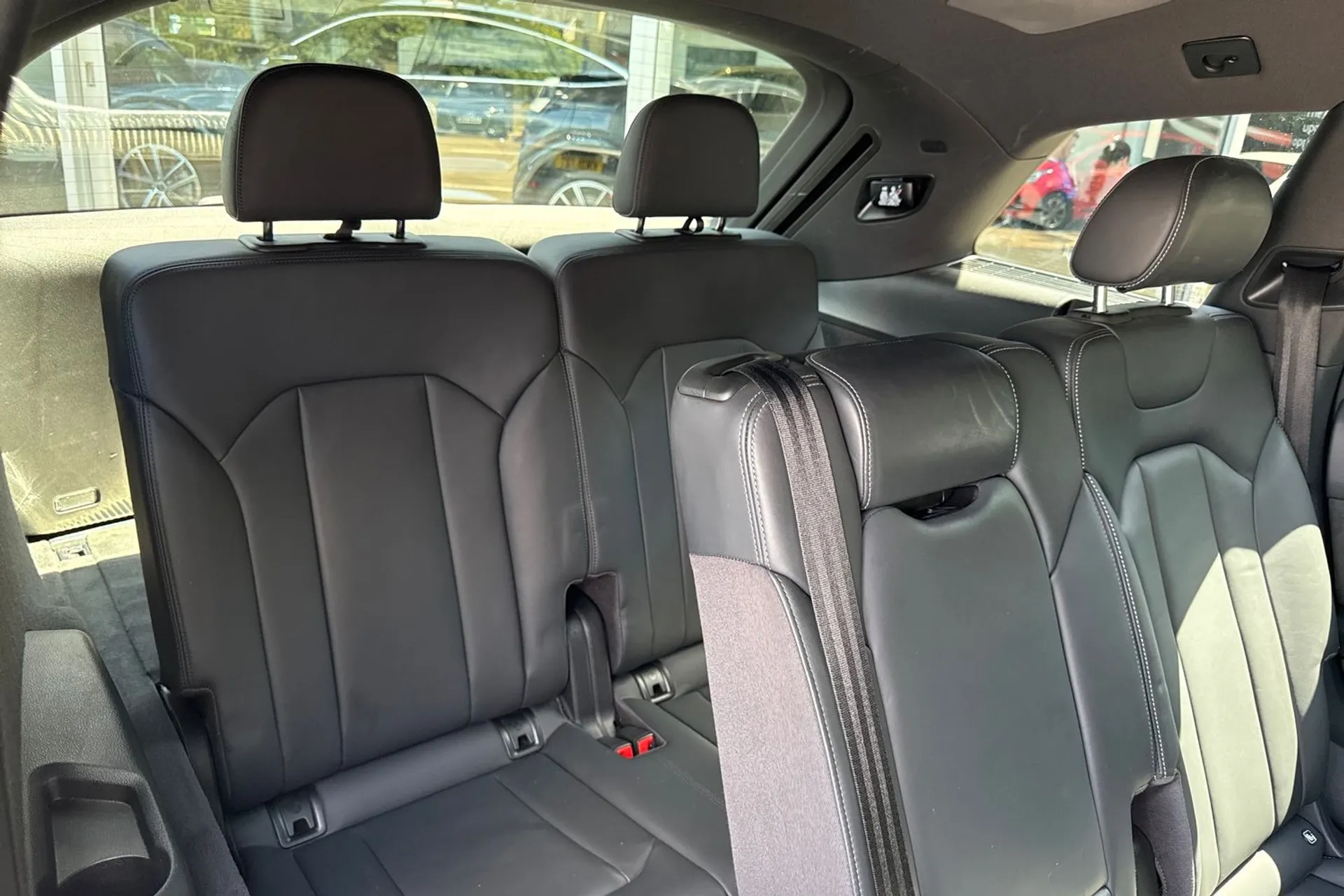 Audi Q7 thumbnail image number 52