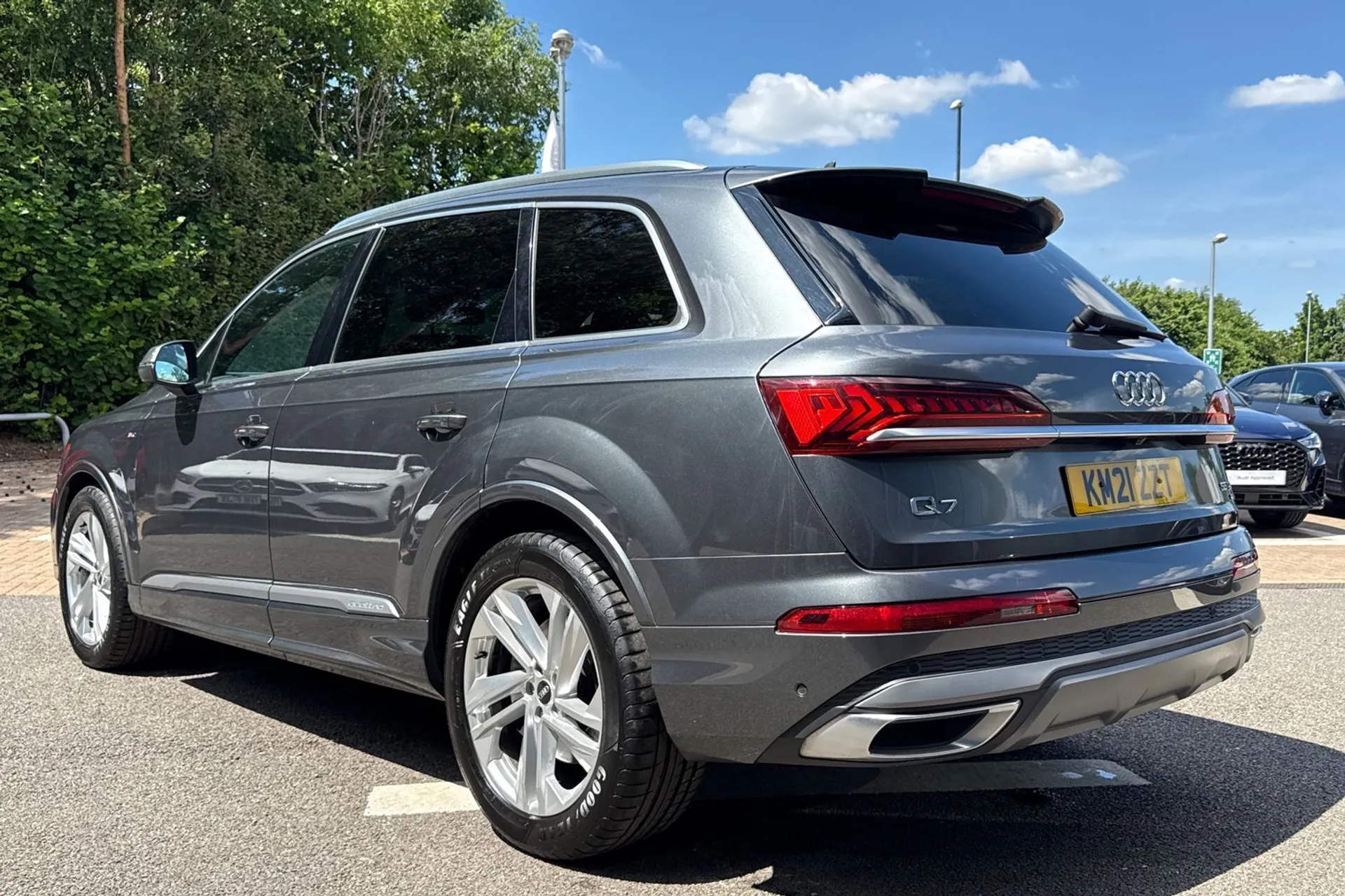 Audi Q7 thumbnail image number 8