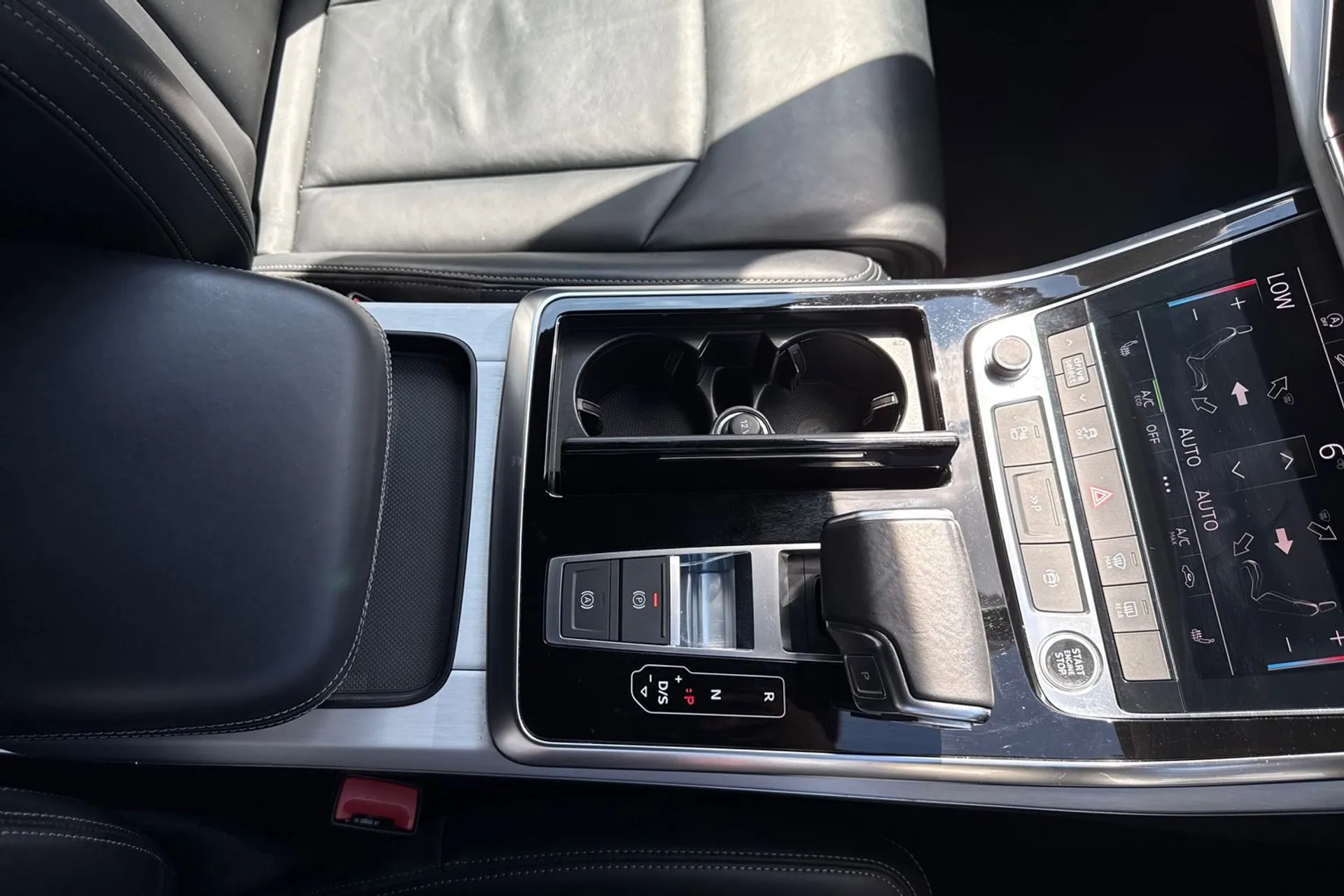Audi Q7 thumbnail image number 42