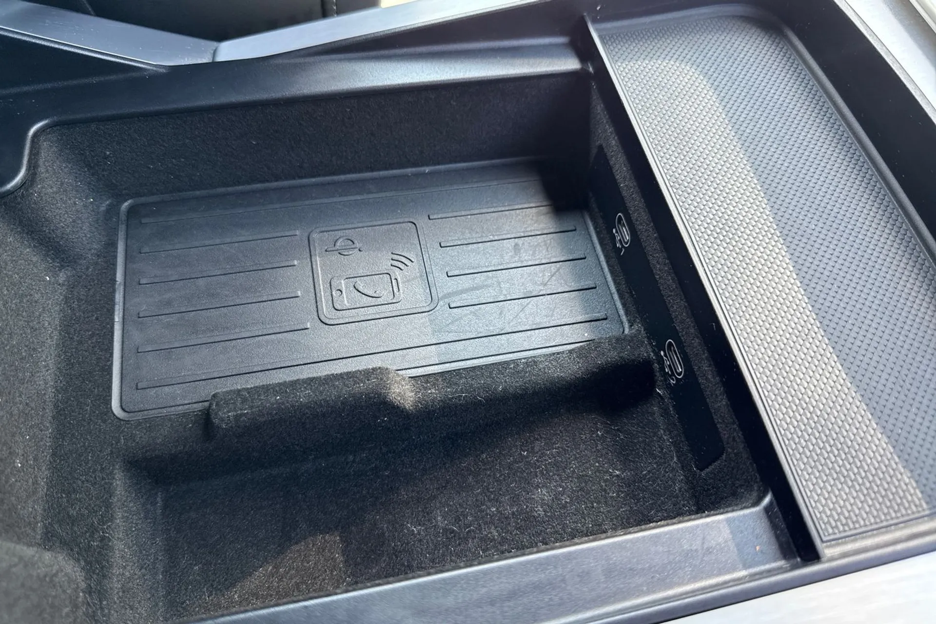 Audi Q7 thumbnail image number 43
