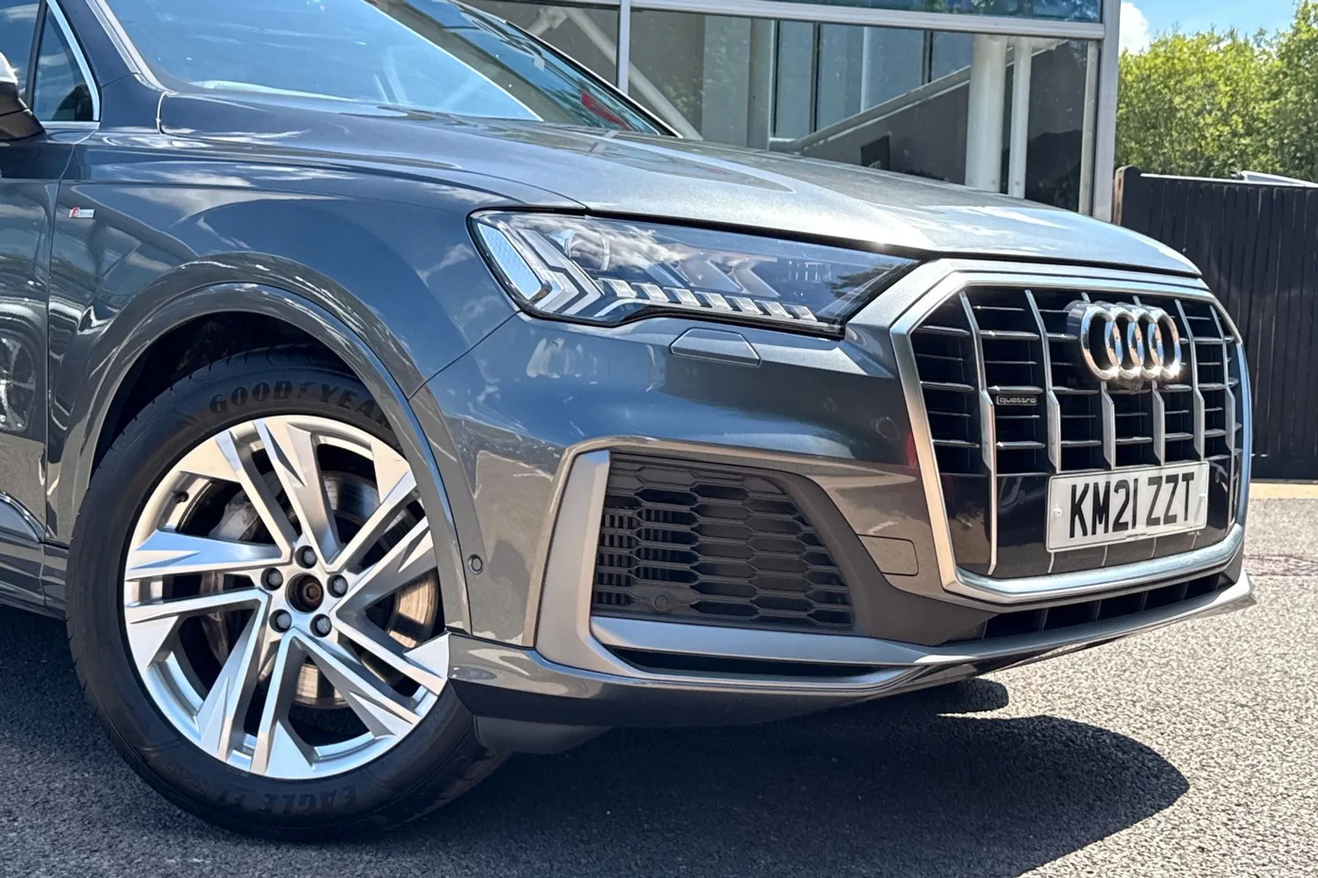 Audi Q7 thumbnail image number 5