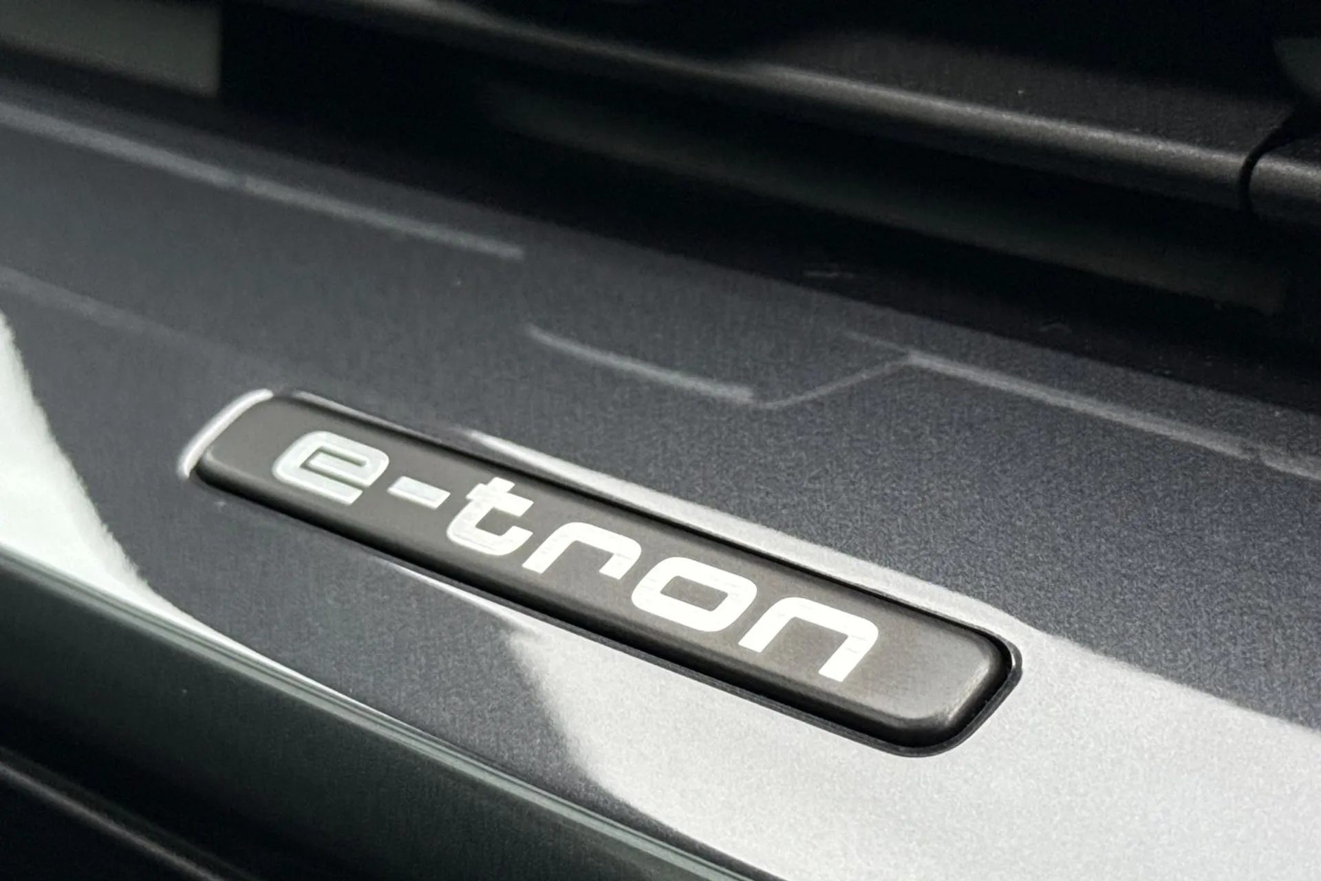 Audi Q4 thumbnail image number 44