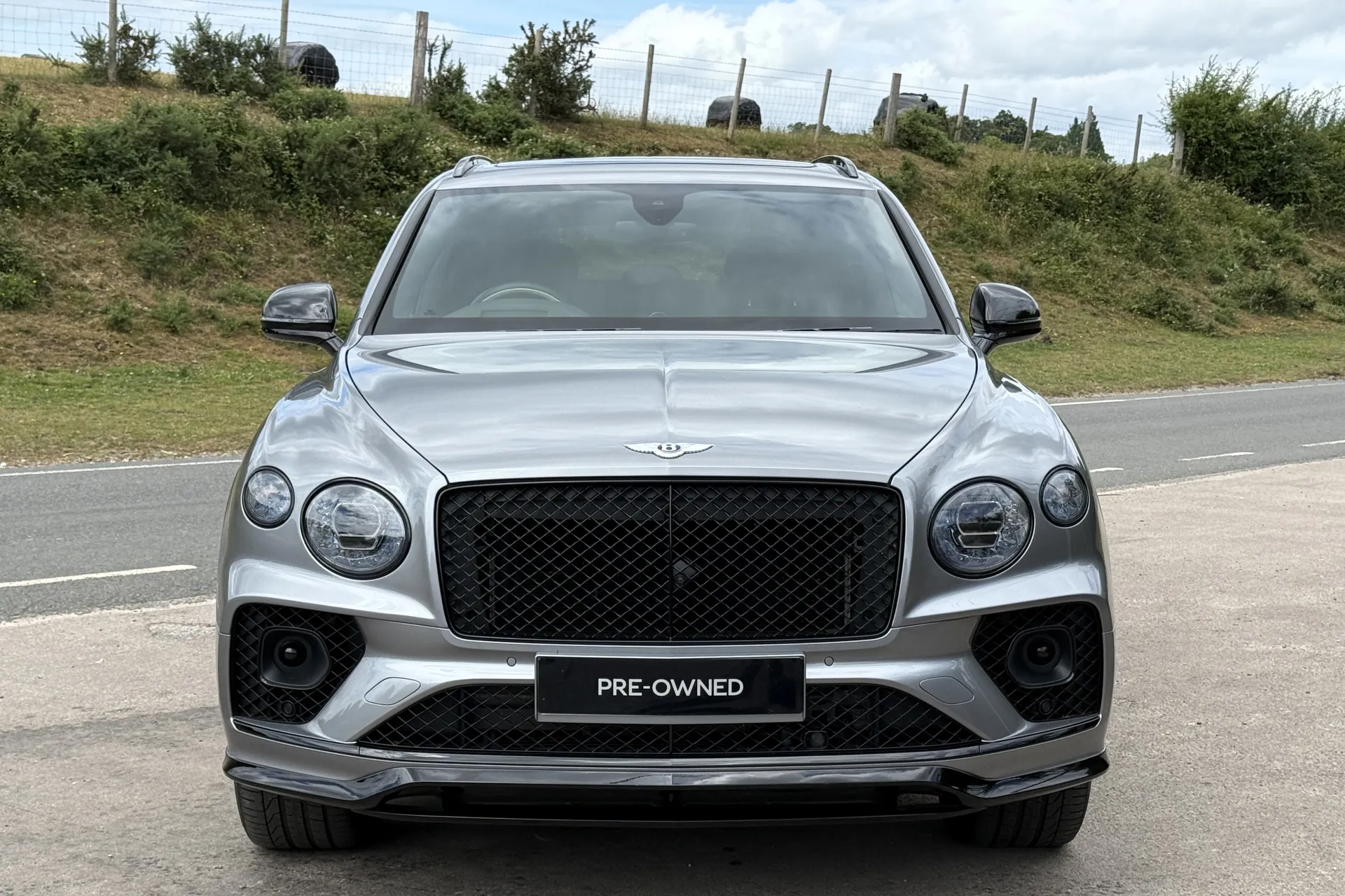 Bentley BENTAYGA thumbnail image number 50