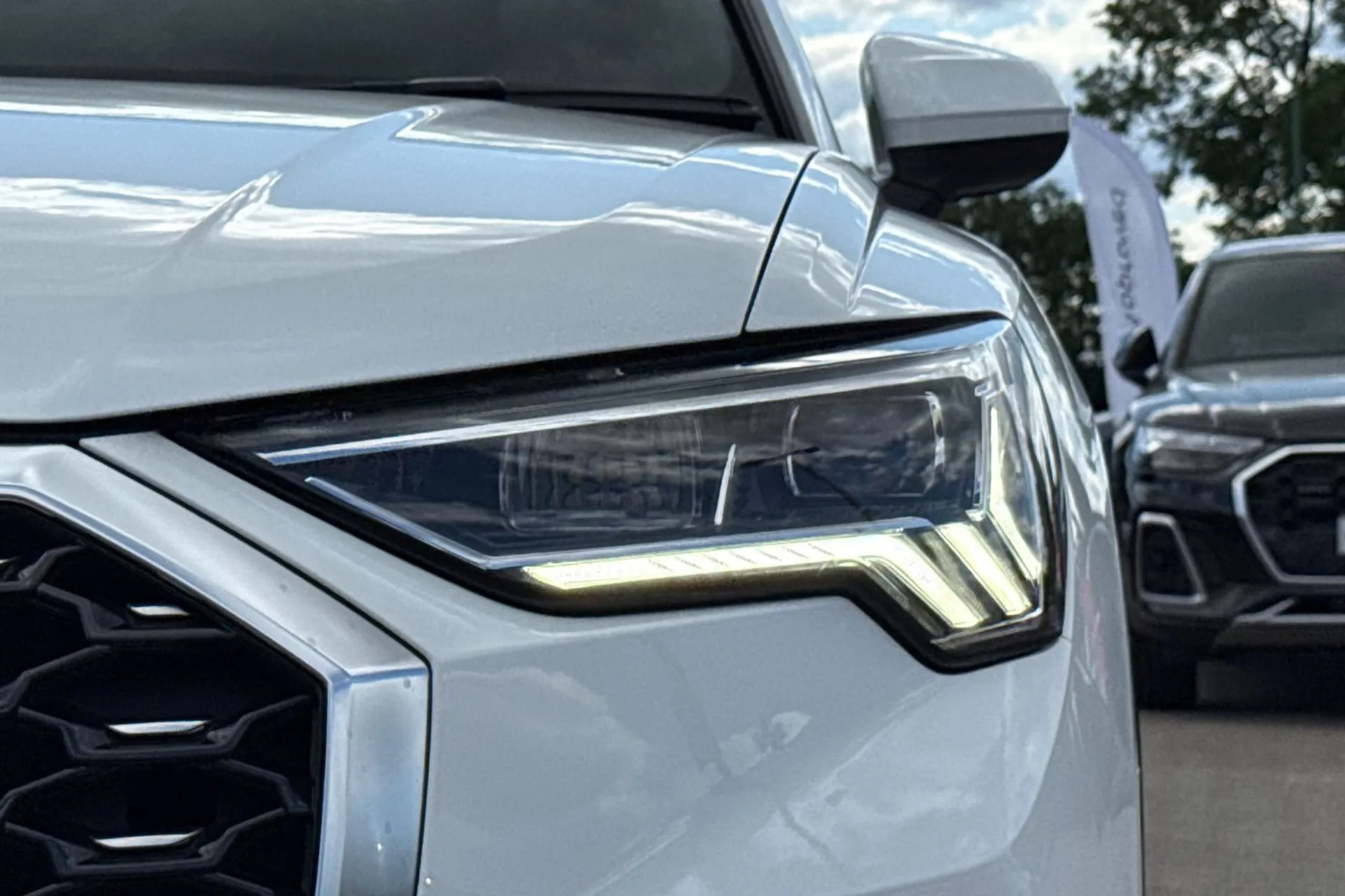 Audi Q3 thumbnail image number 49