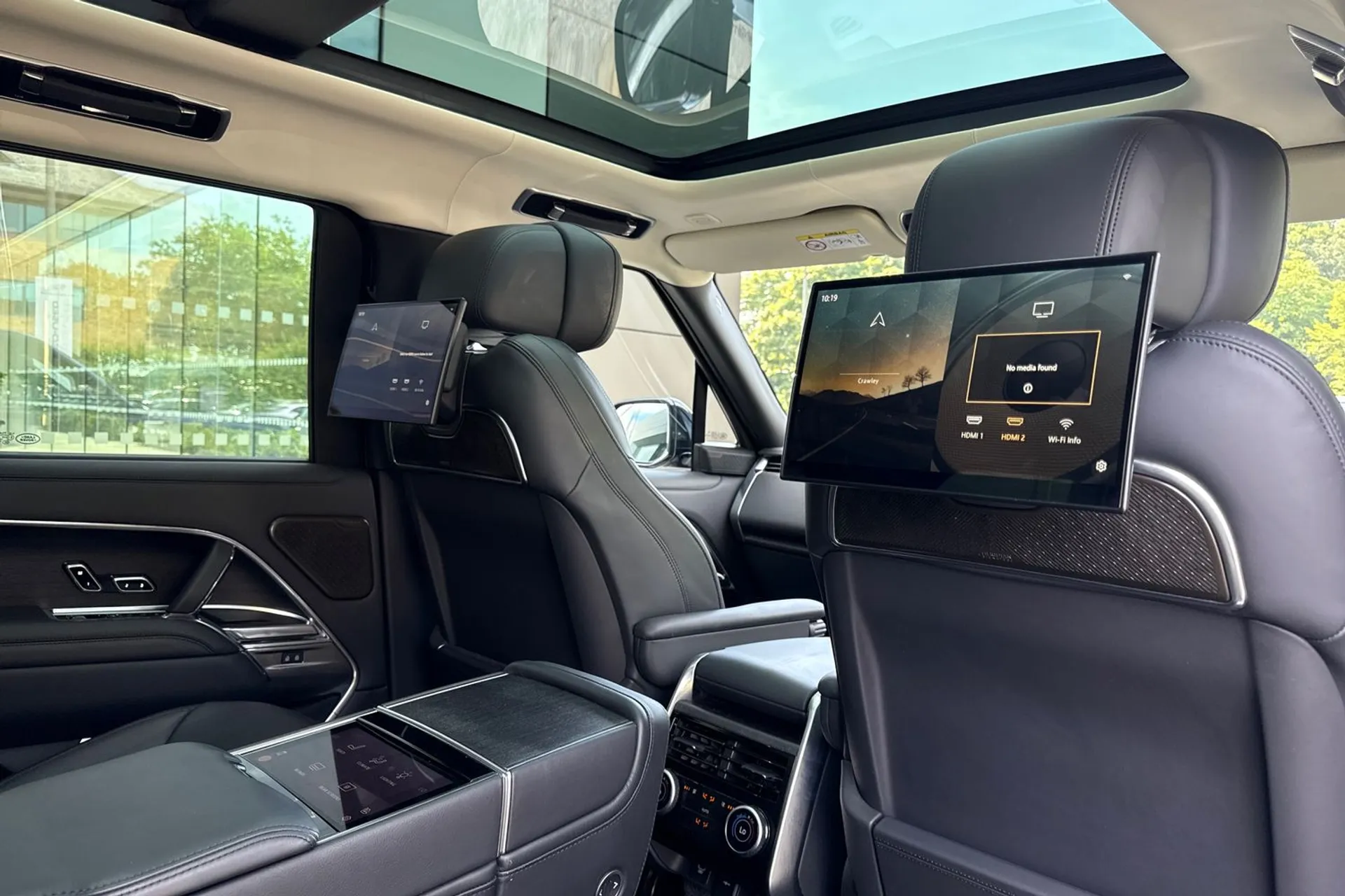 LAND ROVER RANGE ROVER thumbnail image number 33