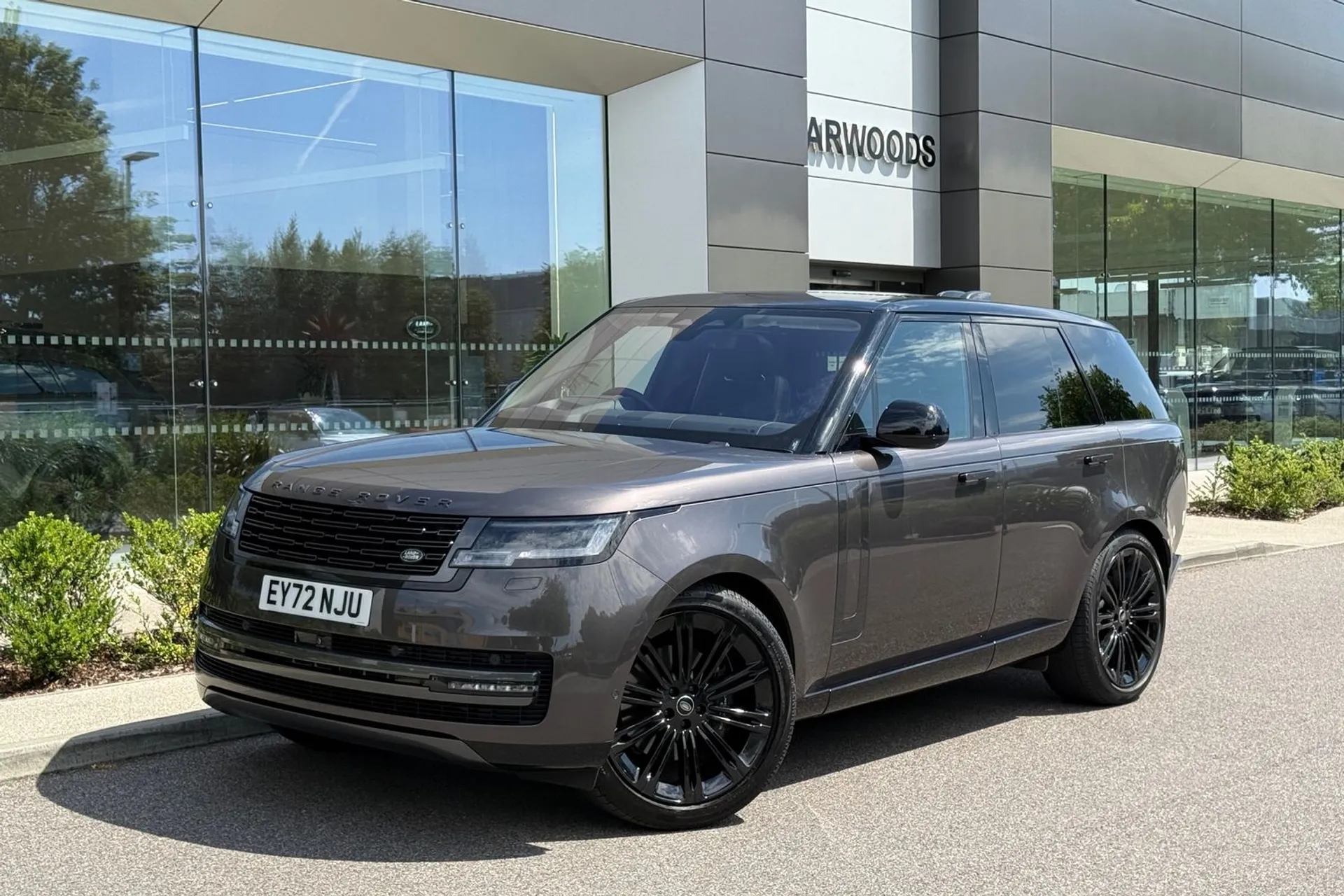 LAND ROVER RANGE ROVER thumbnail image number 16
