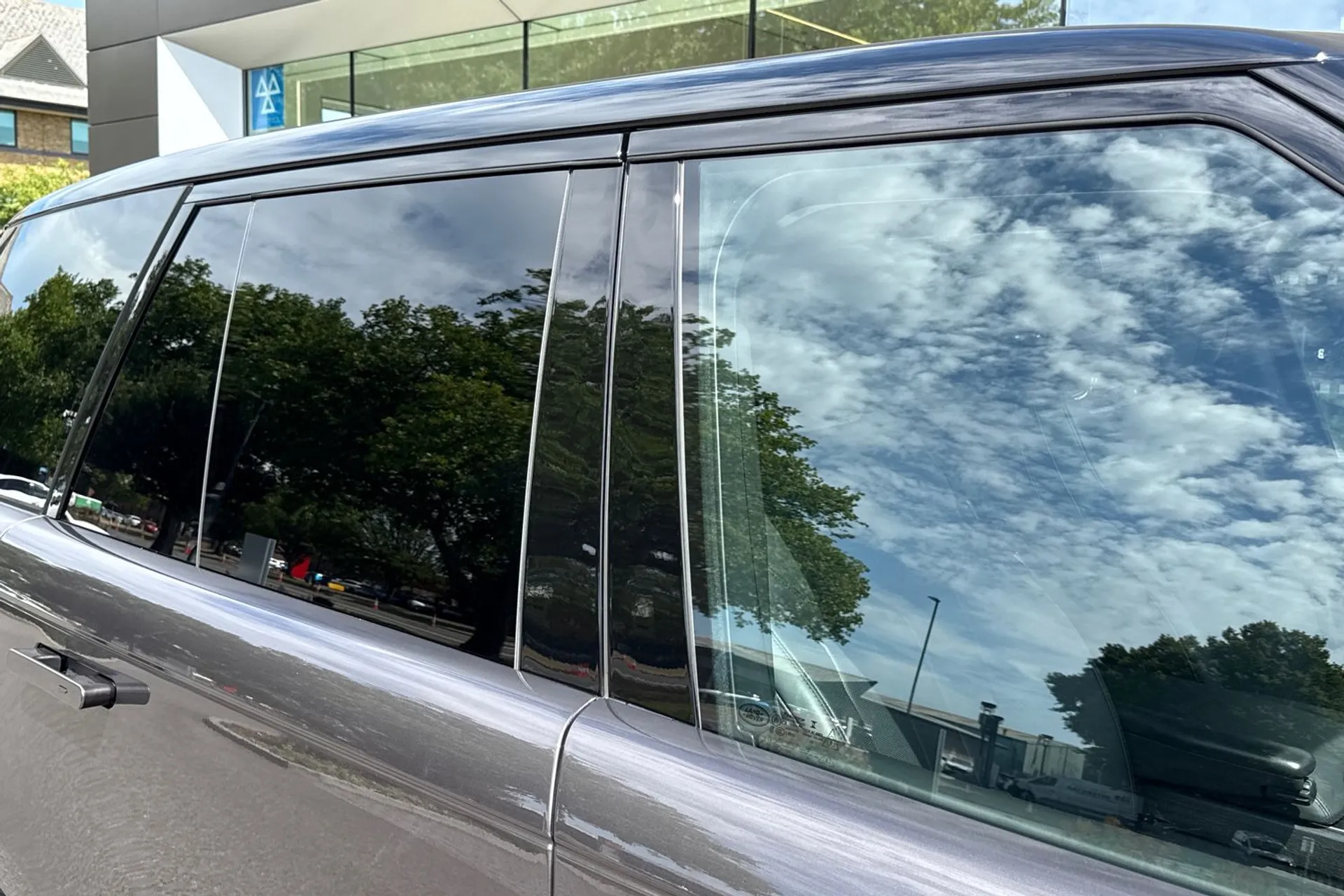 LAND ROVER RANGE ROVER thumbnail image number 19