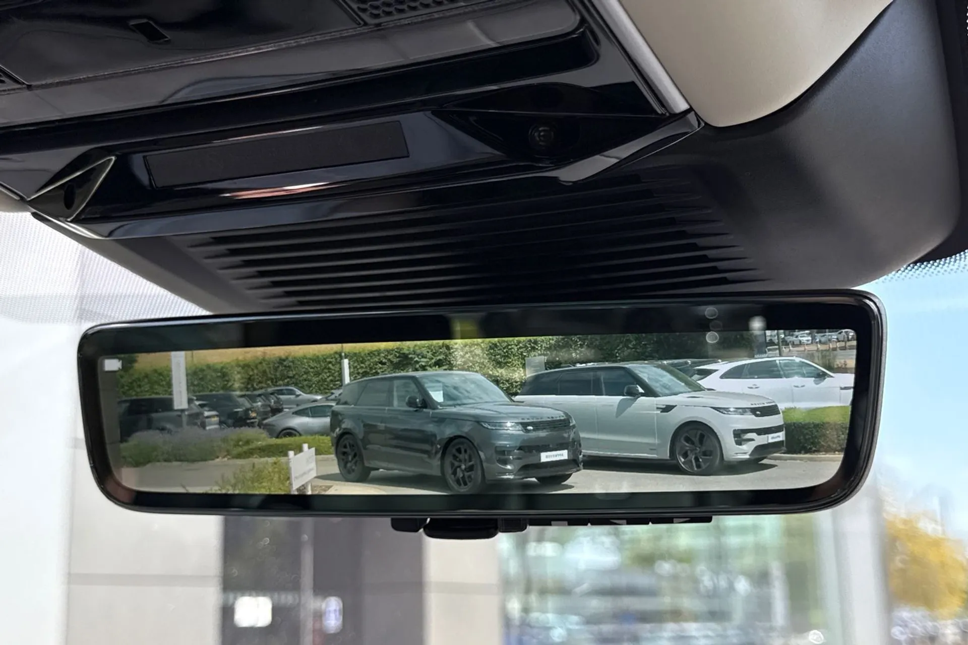 LAND ROVER RANGE ROVER thumbnail image number 26