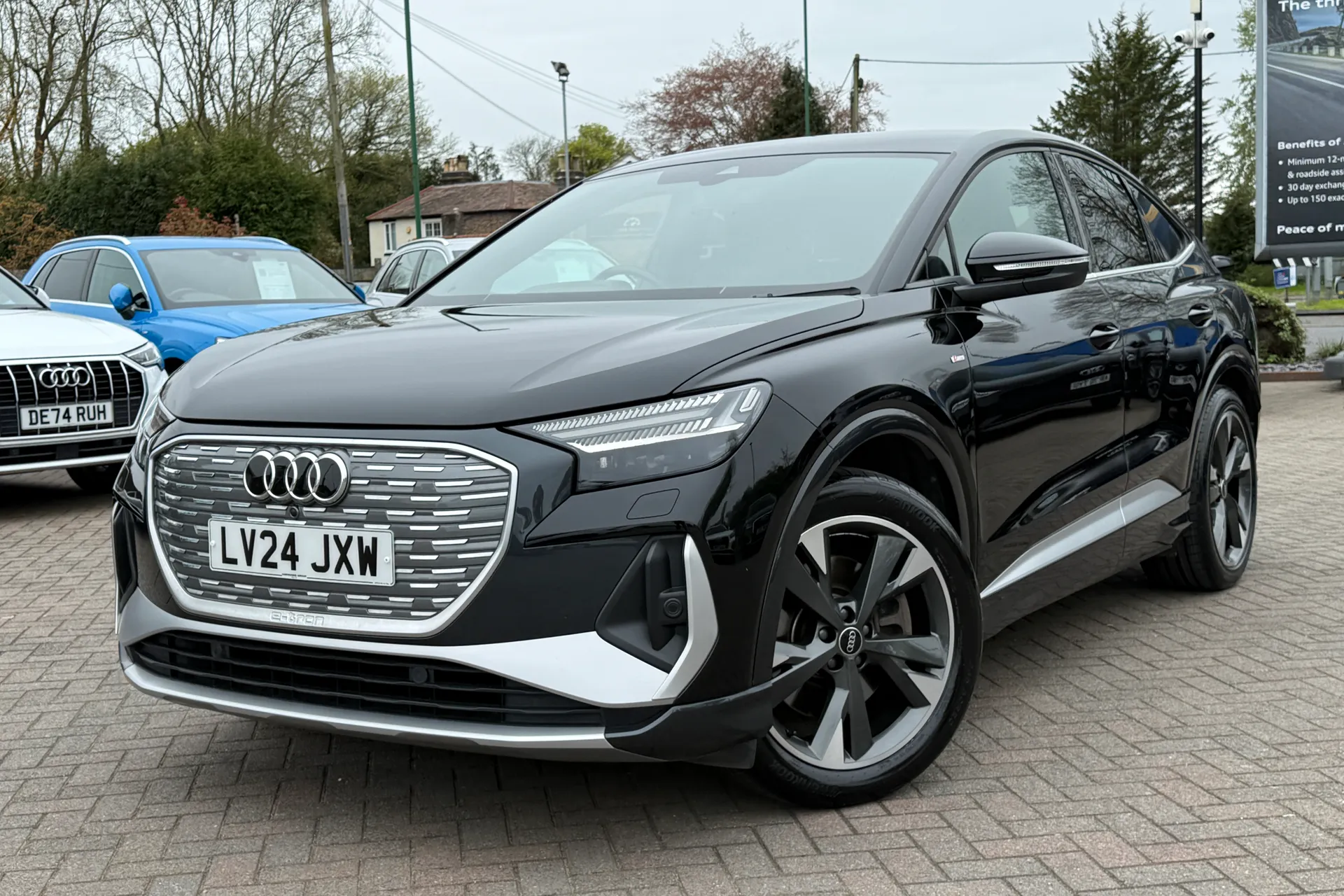 Audi Q4 thumbnail image number 26