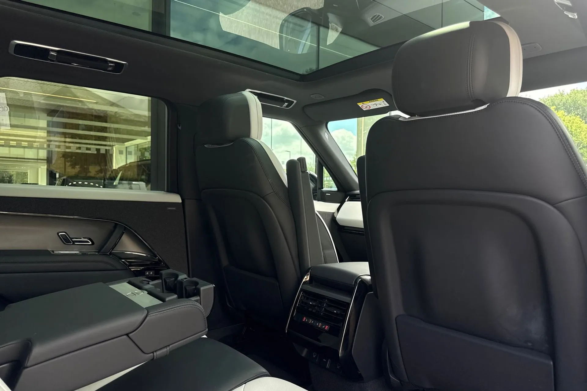 LAND ROVER RANGE ROVER SPORT thumbnail image number 38