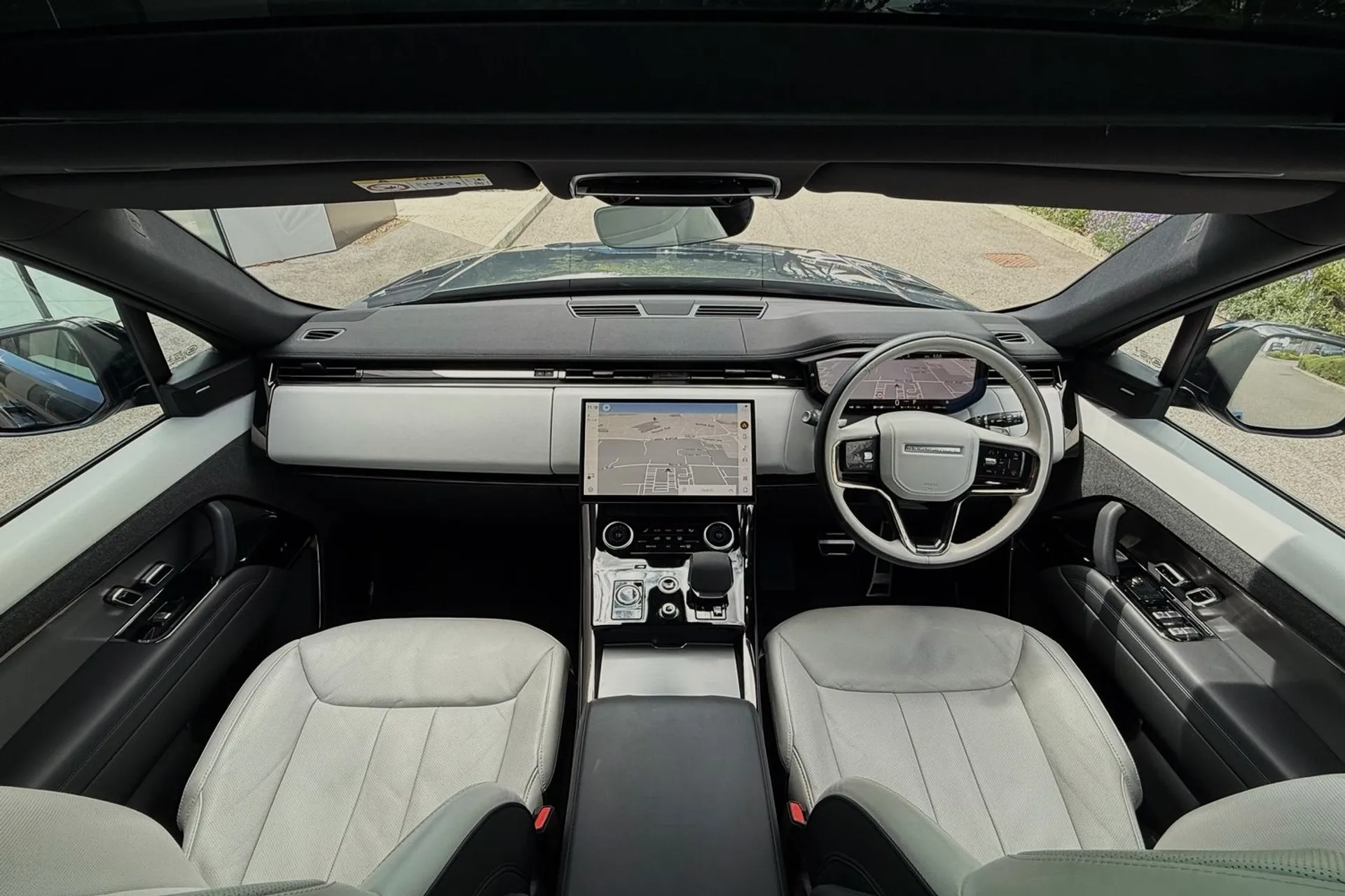 LAND ROVER RANGE ROVER SPORT thumbnail image number 3