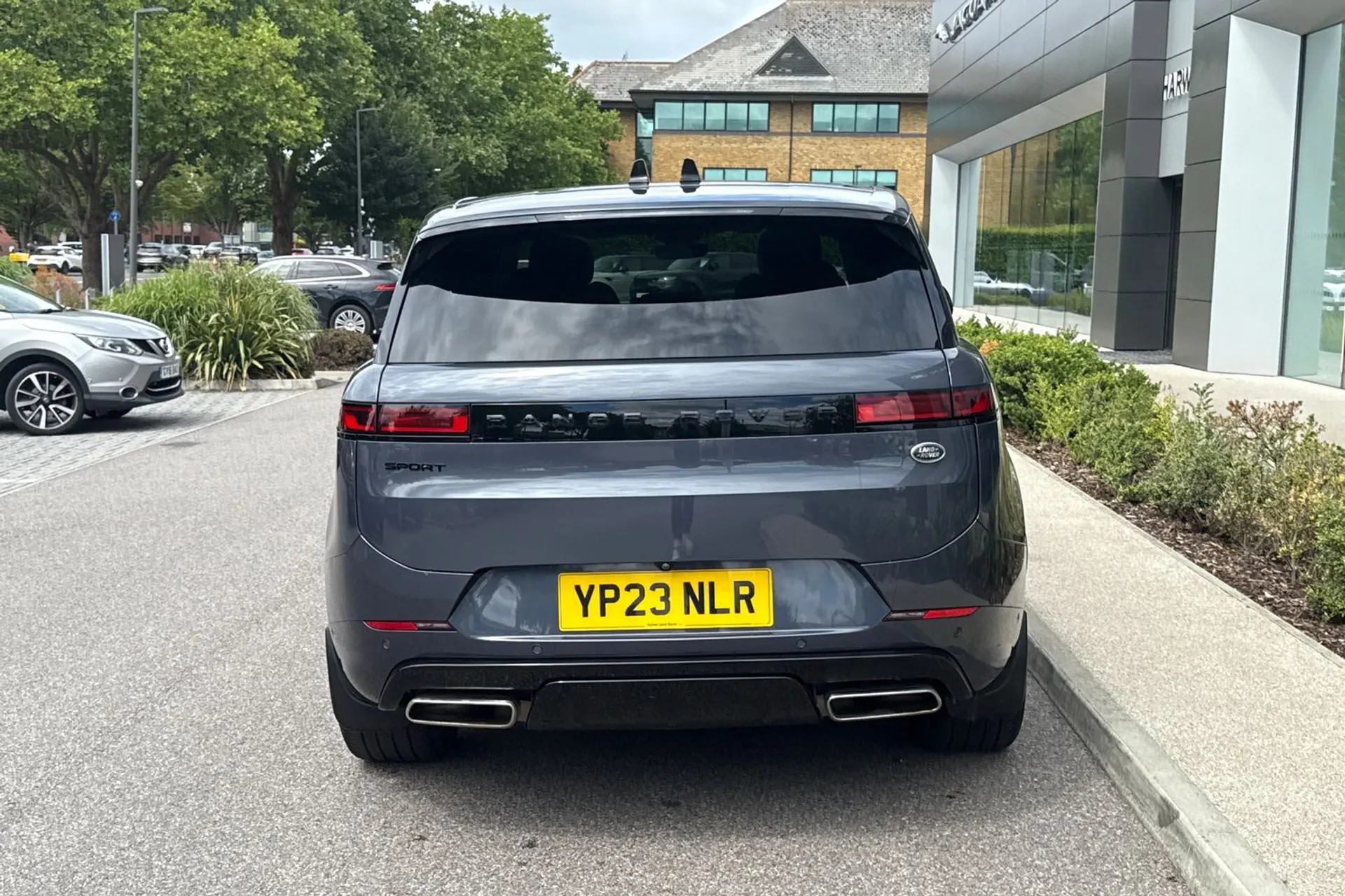 LAND ROVER RANGE ROVER SPORT thumbnail image number 14