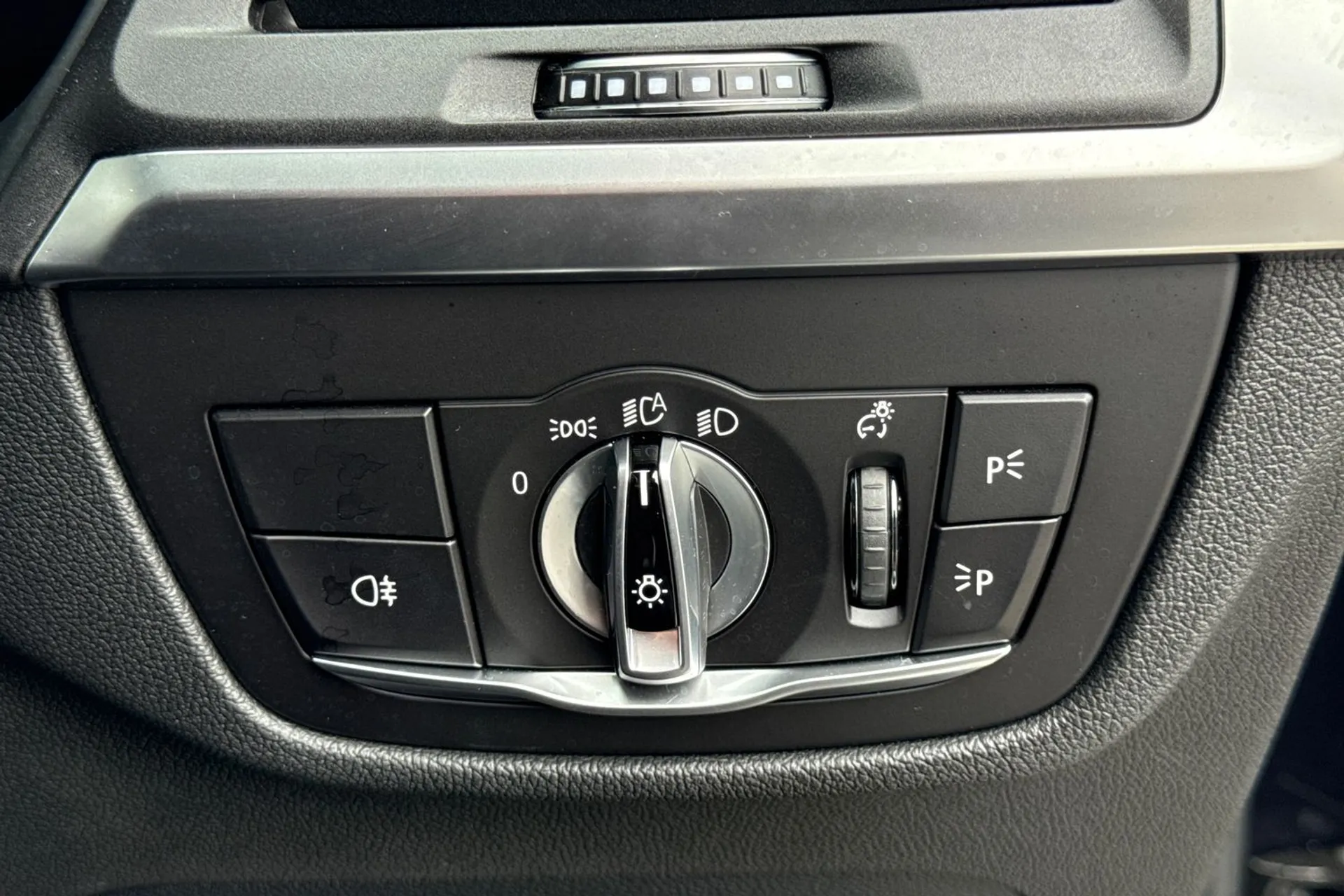 BMW X4 thumbnail image number 64