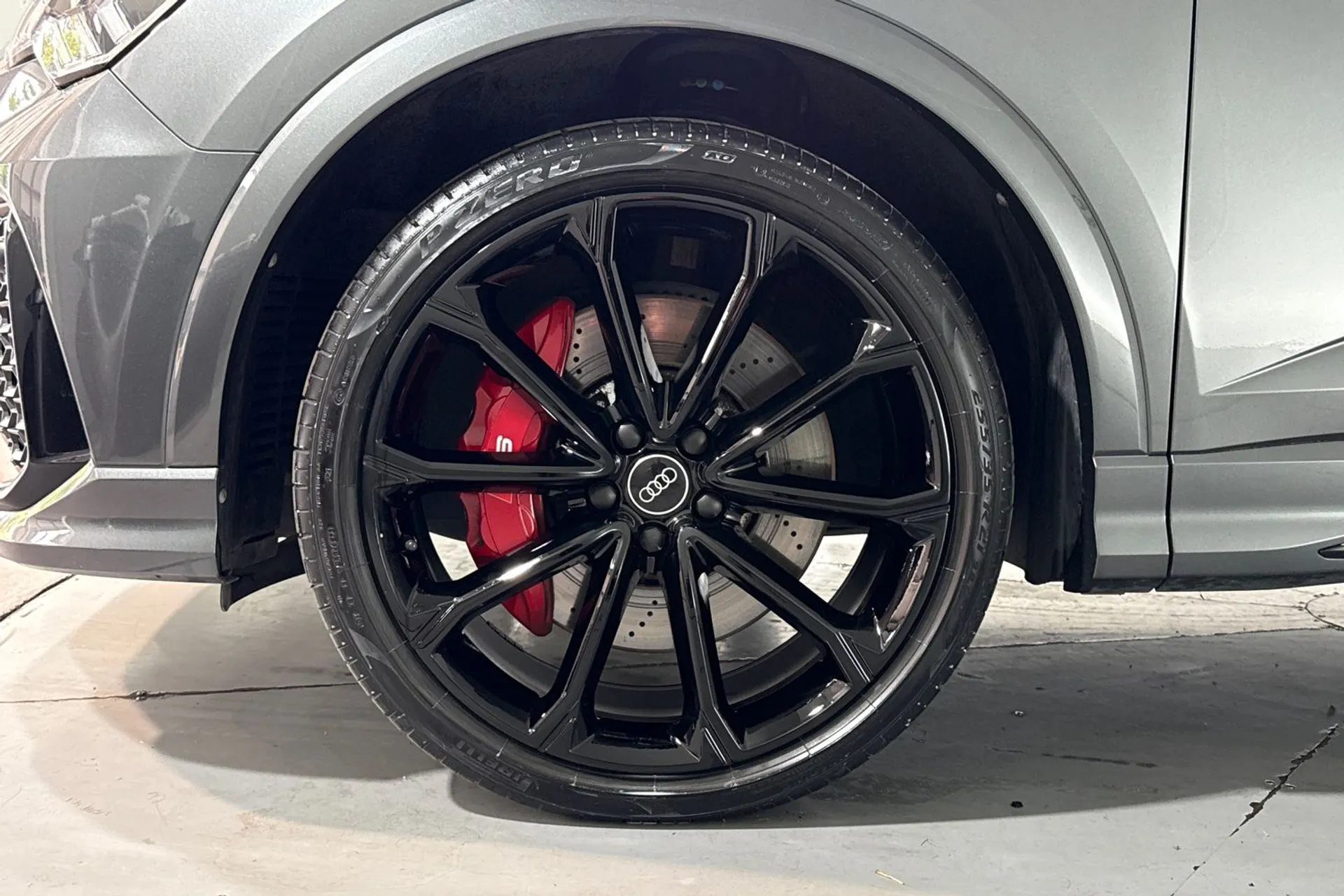 Audi RS Q3 thumbnail image number 10