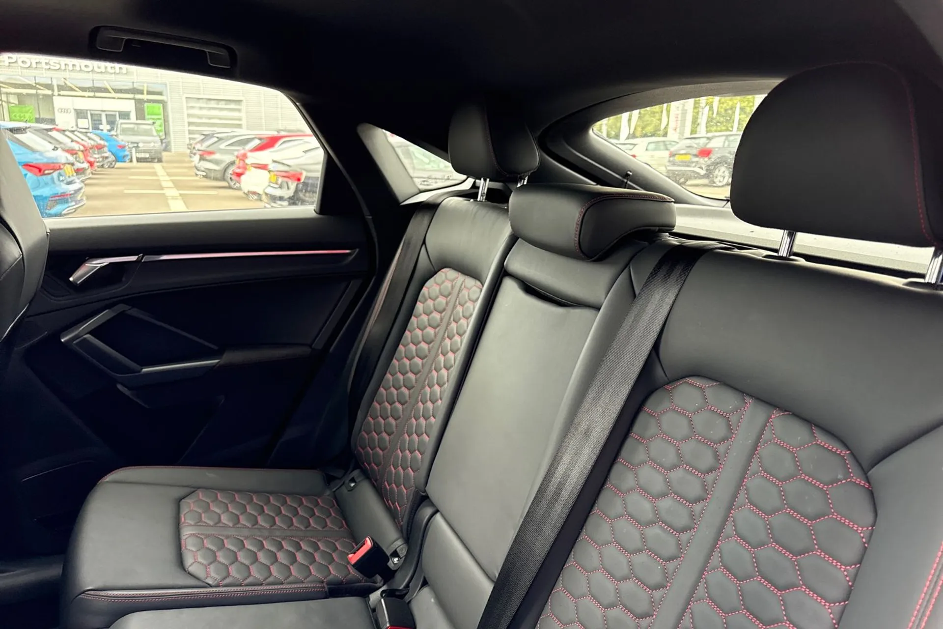 Audi RS Q3 thumbnail image number 31