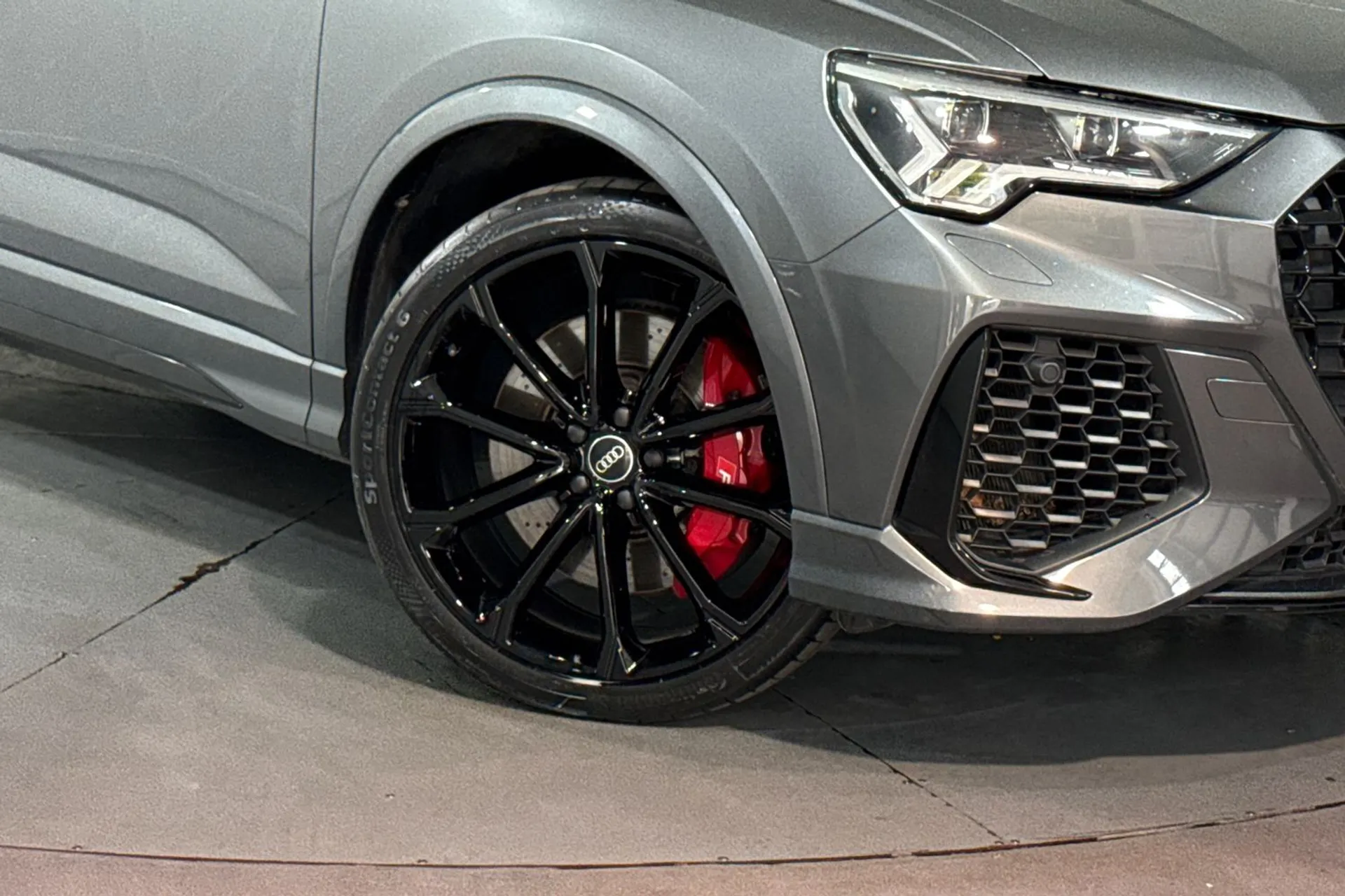 Audi RS Q3 thumbnail image number 11