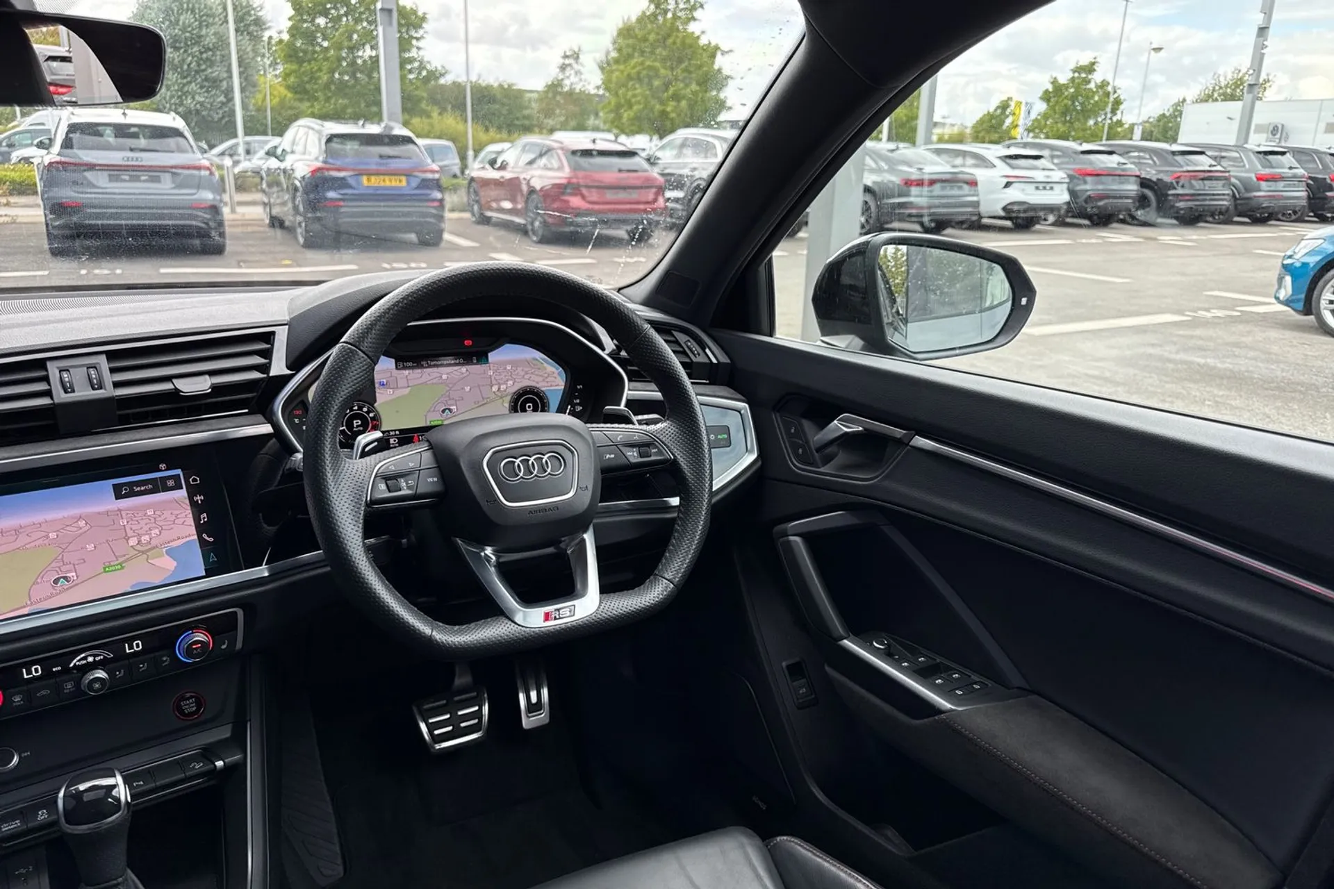 Audi RS Q3 thumbnail image number 36