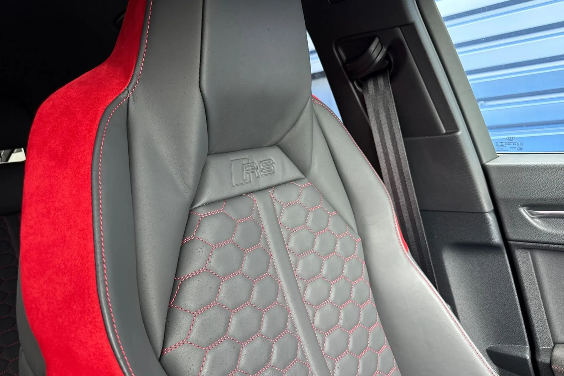 Audi RS Q3 thumbnail image number 21