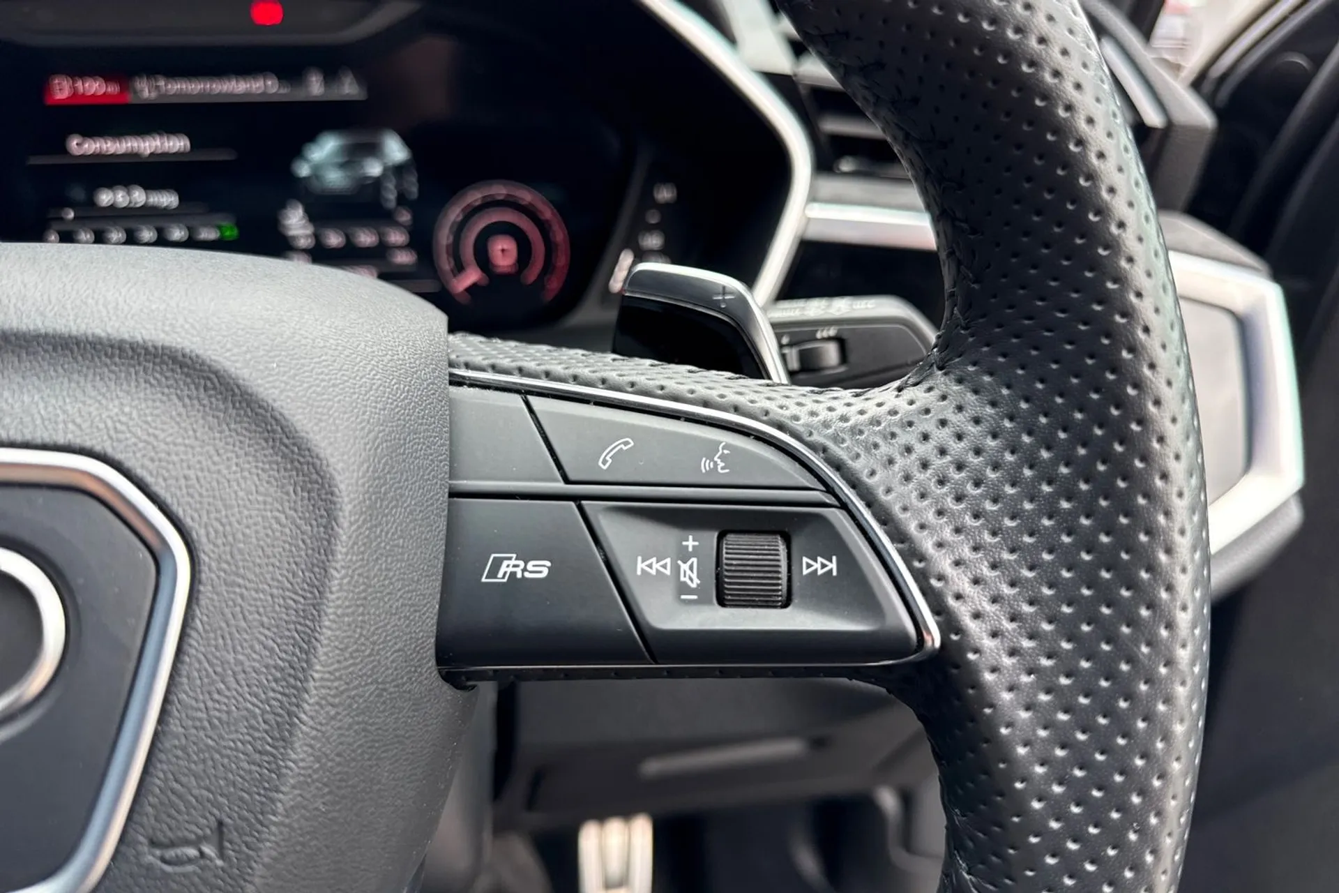 Audi RS Q3 thumbnail image number 46