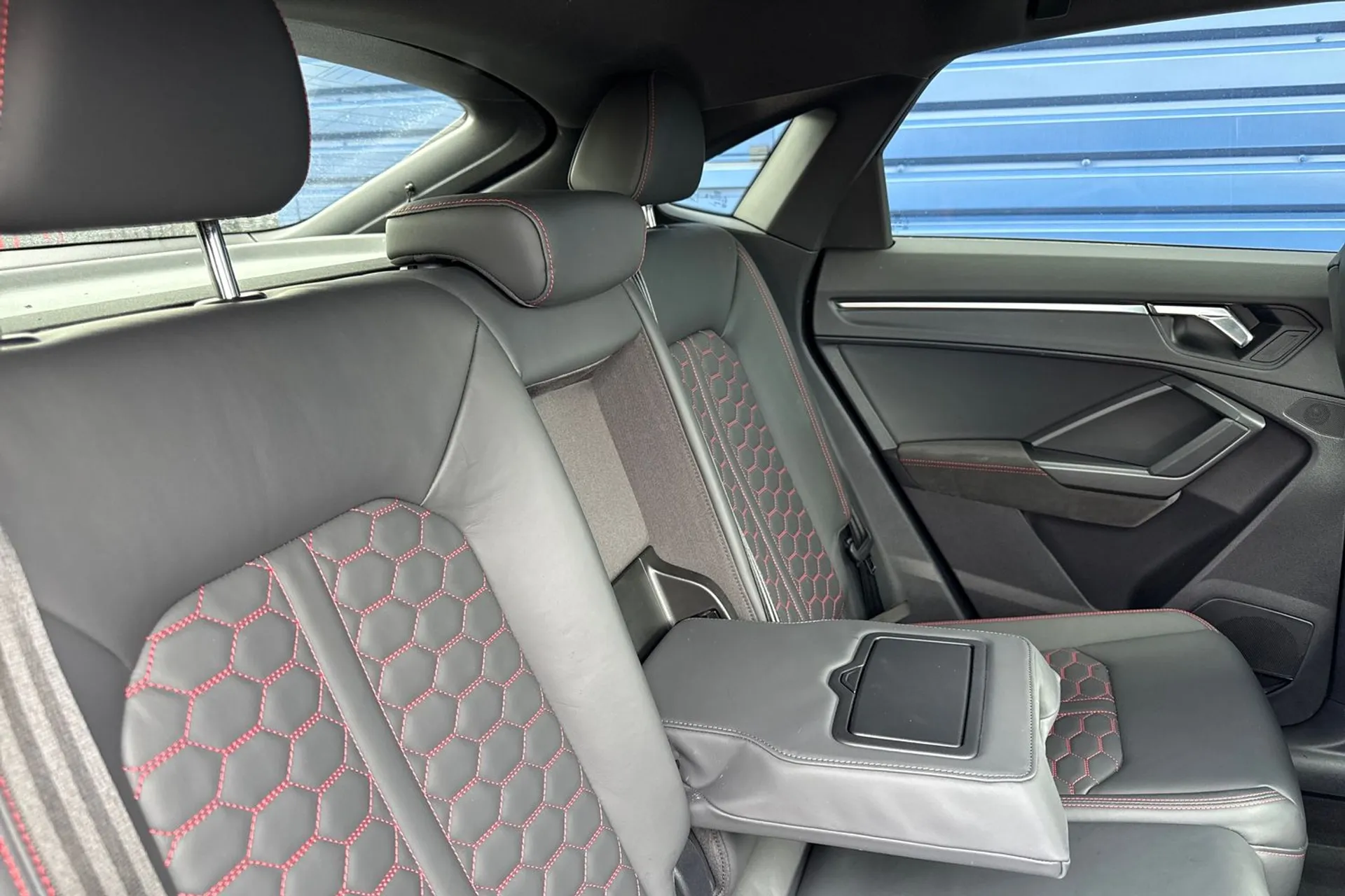 Audi RS Q3 thumbnail image number 22