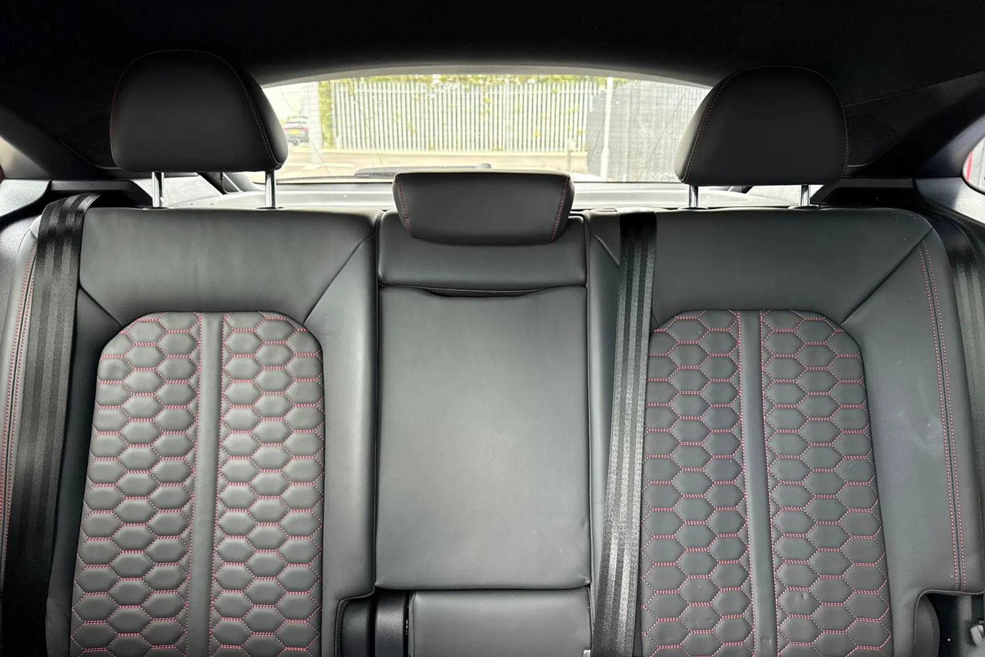 Audi RS Q3 thumbnail image number 33