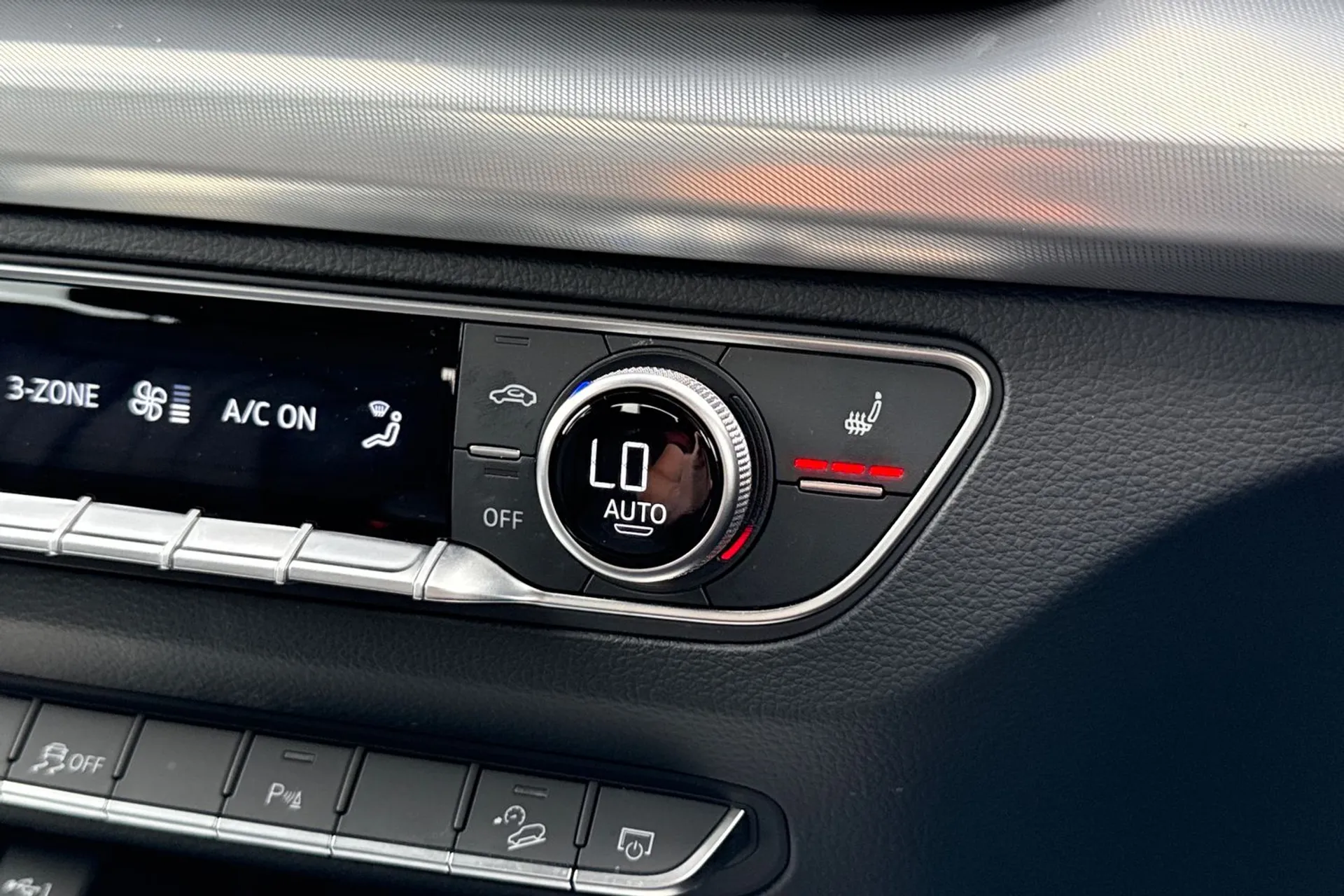 Audi Q5 thumbnail image number 42