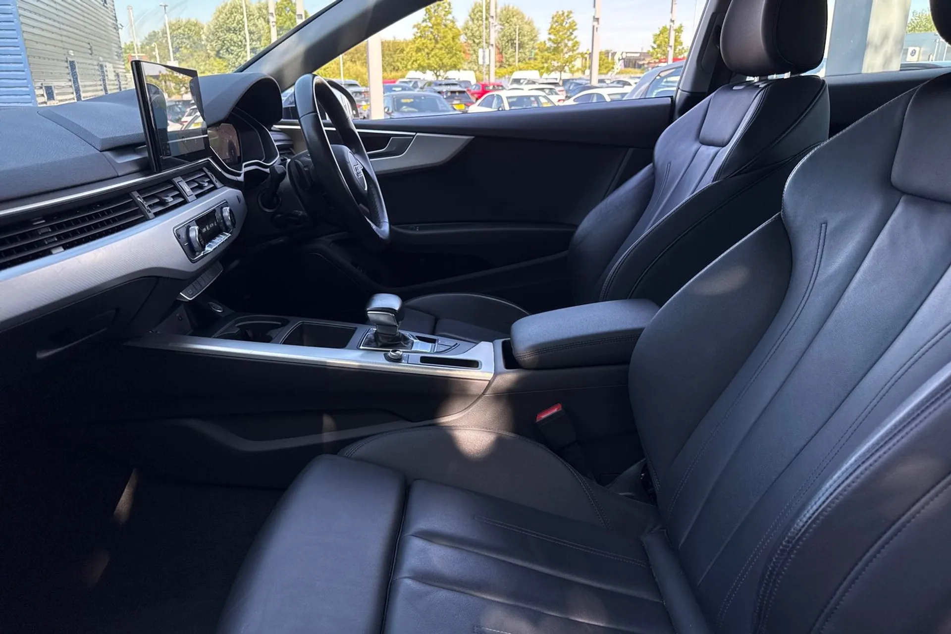 Audi A5 thumbnail image number 30