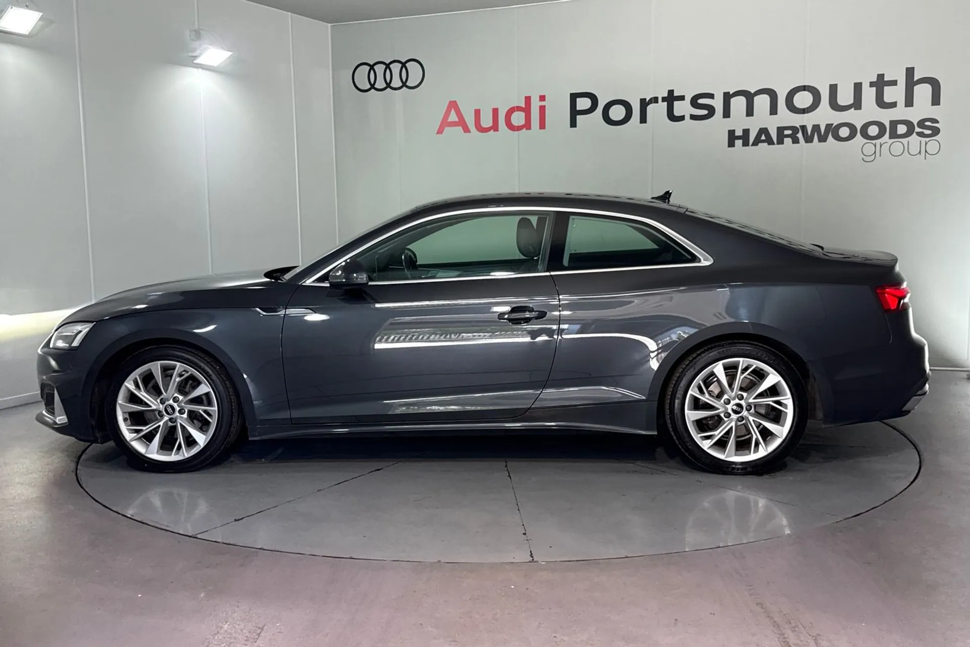 Audi A5 thumbnail image number 10
