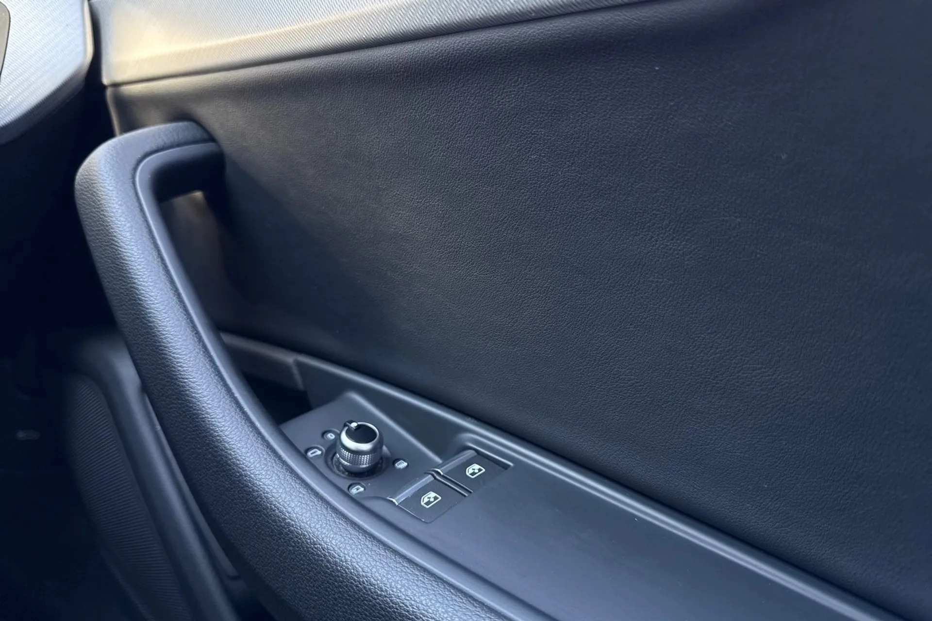 Audi A5 thumbnail image number 41