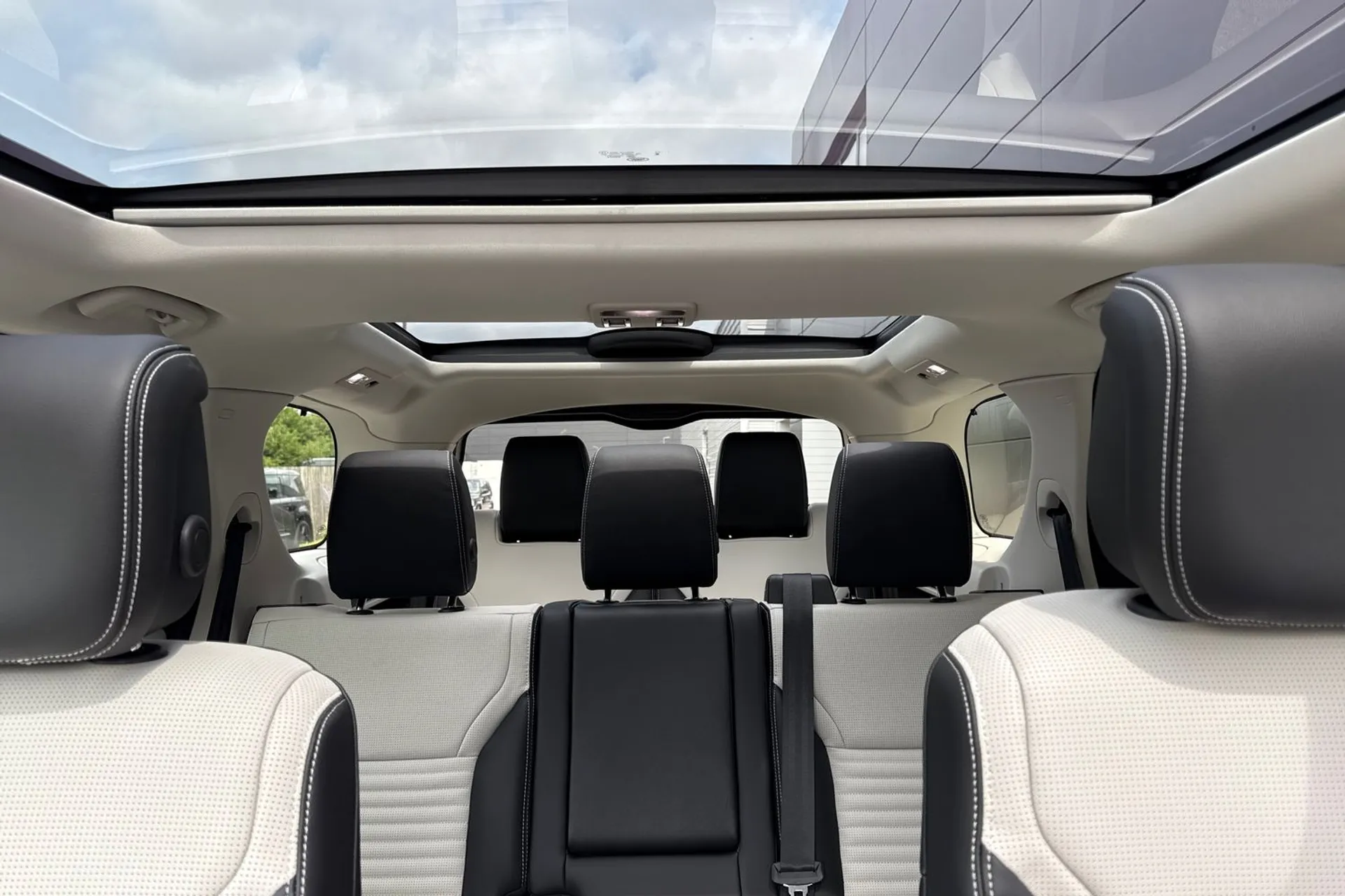 LAND ROVER DISCOVERY thumbnail image number 25