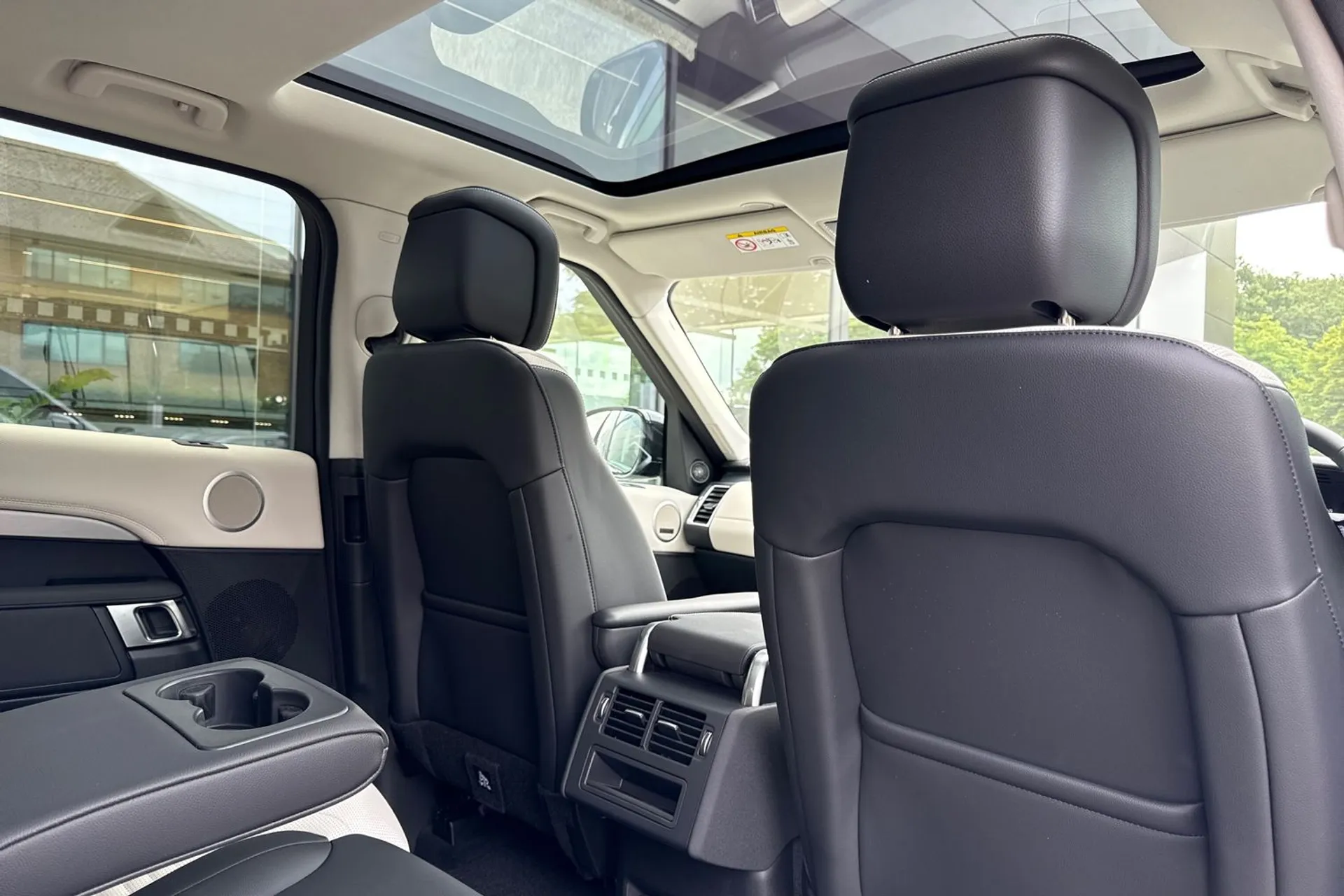 LAND ROVER DISCOVERY thumbnail image number 45