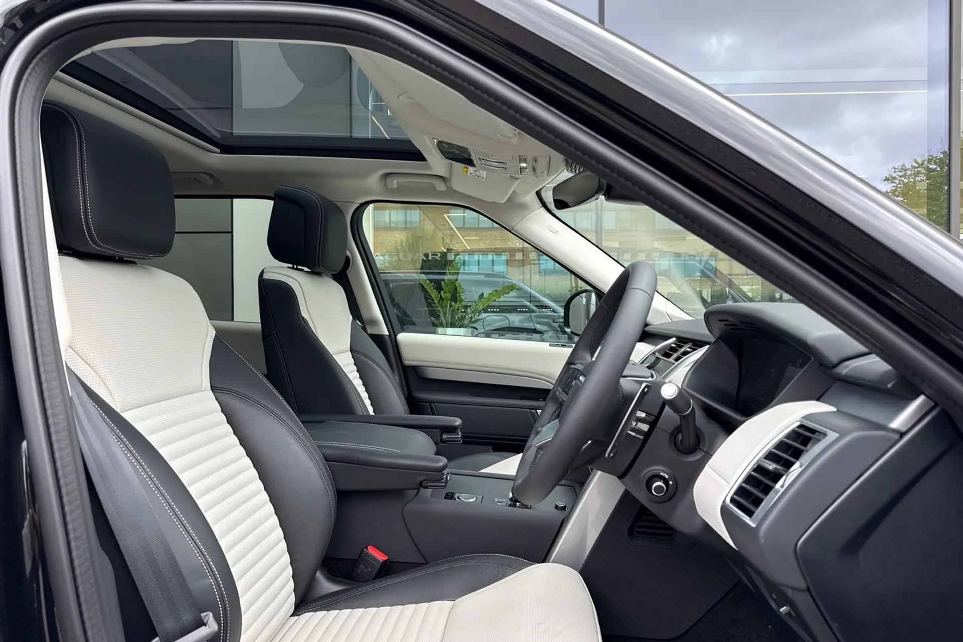 LAND ROVER DISCOVERY thumbnail image number 50