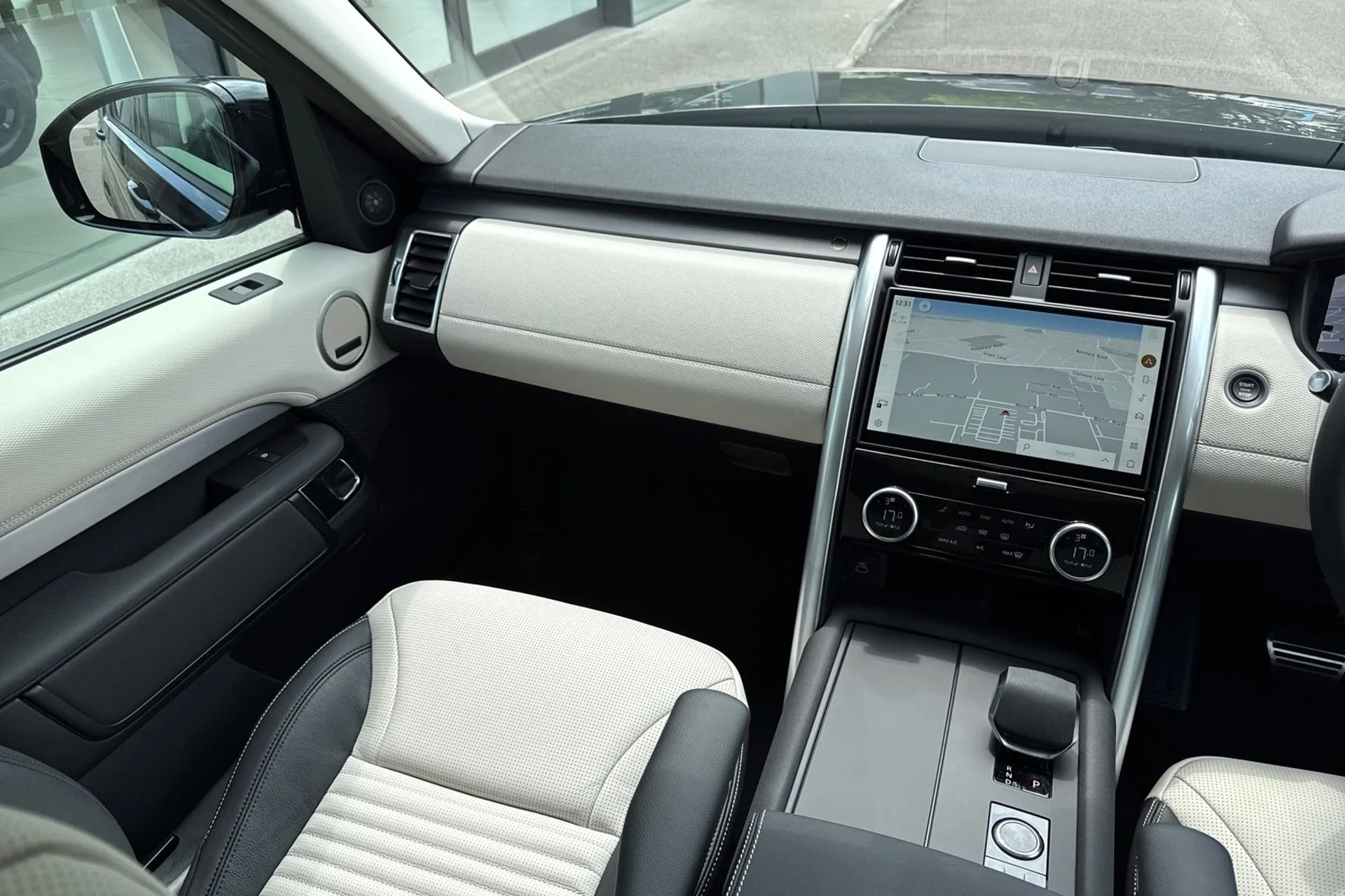 LAND ROVER DISCOVERY thumbnail image number 21