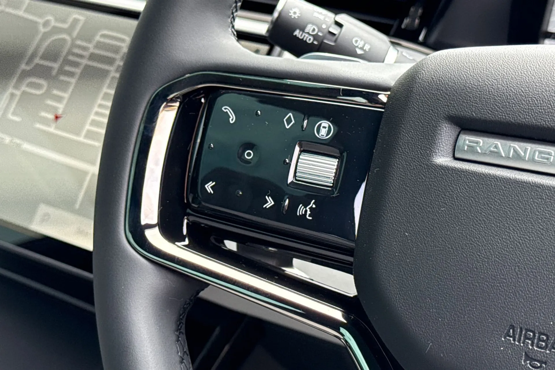 LAND ROVER RANGE ROVER EVOQUE thumbnail image number 49