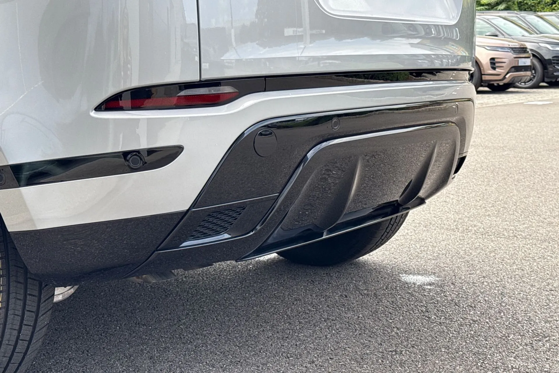 LAND ROVER RANGE ROVER EVOQUE thumbnail image number 24