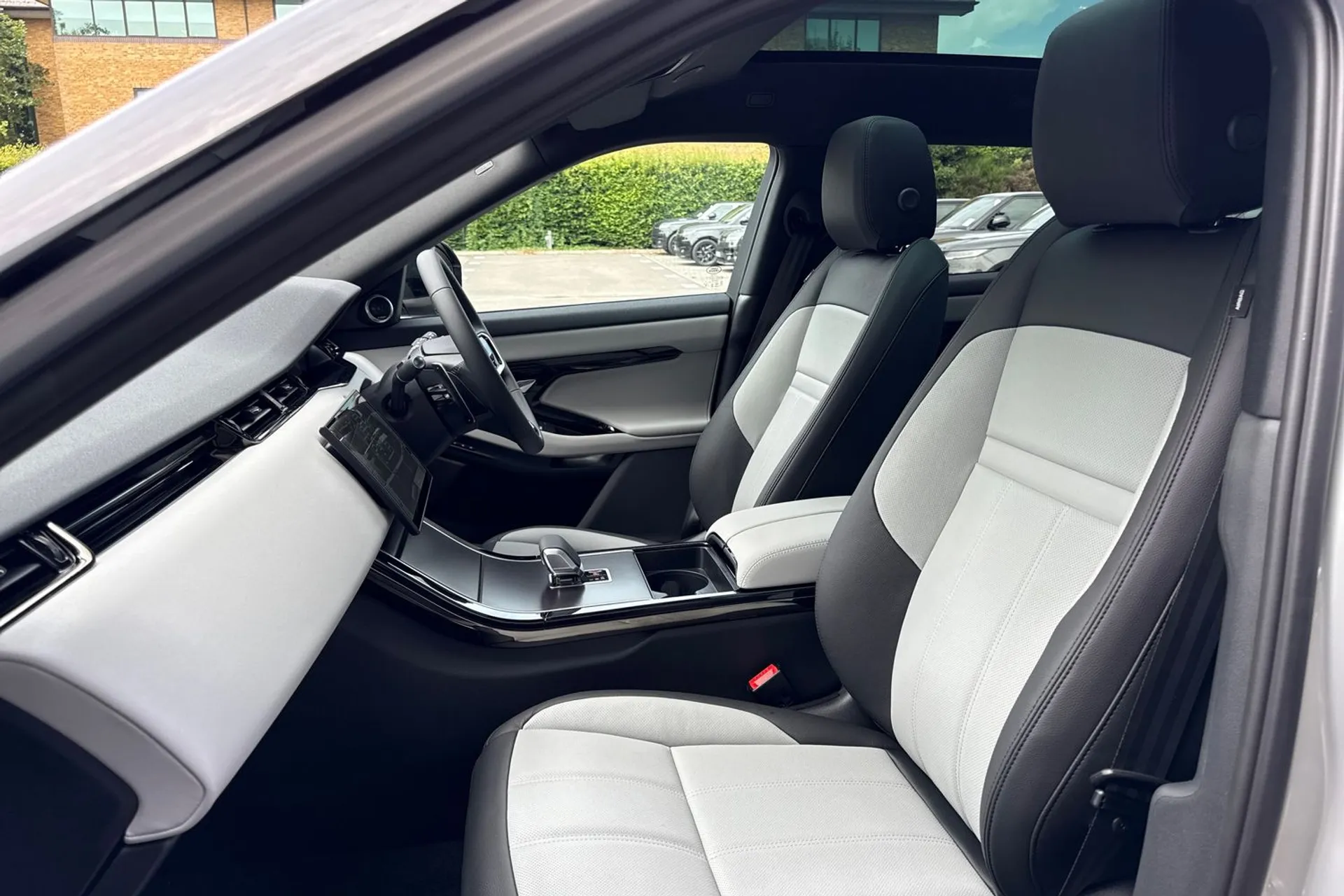 LAND ROVER RANGE ROVER EVOQUE thumbnail image number 47