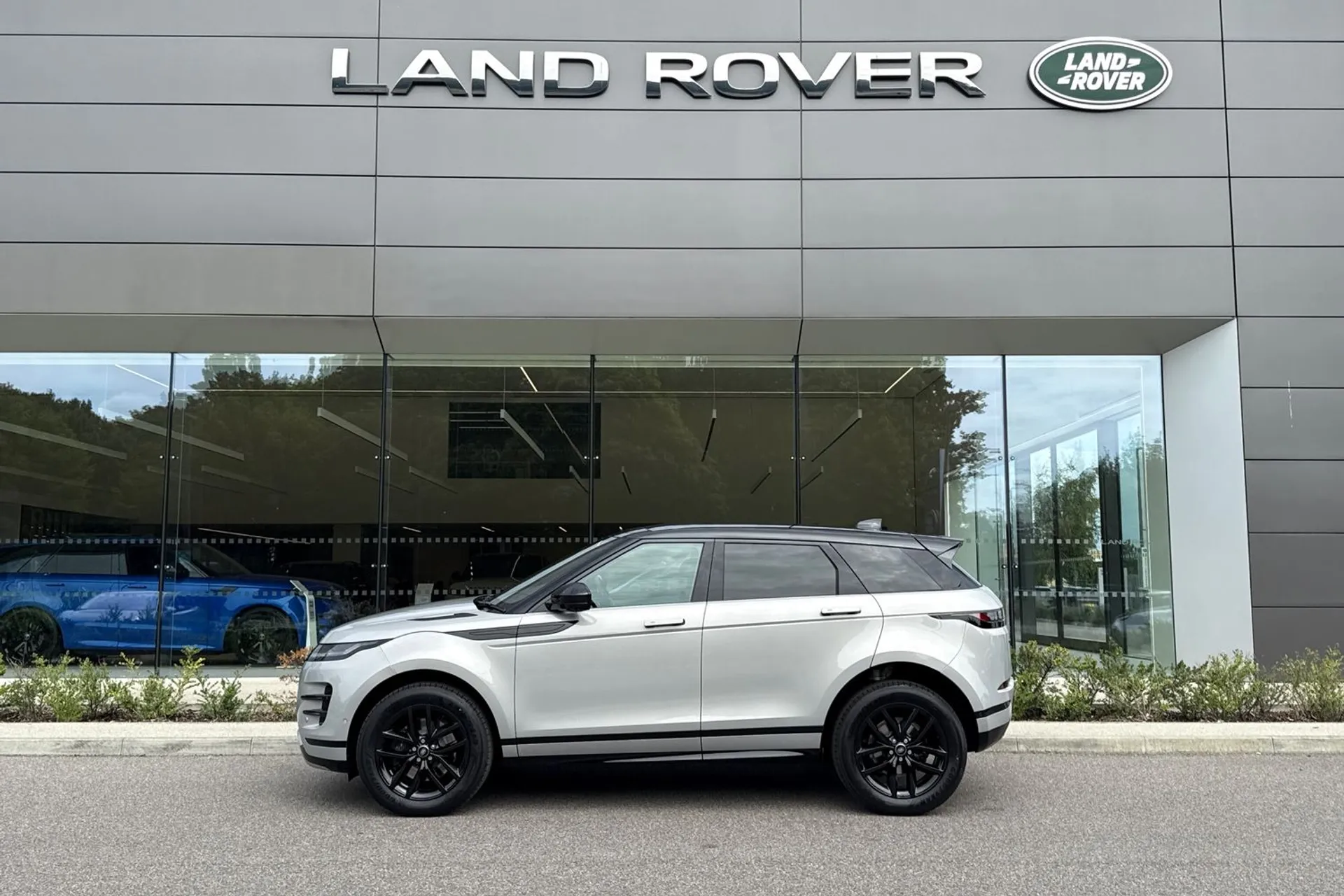 LAND ROVER RANGE ROVER EVOQUE thumbnail image number 9