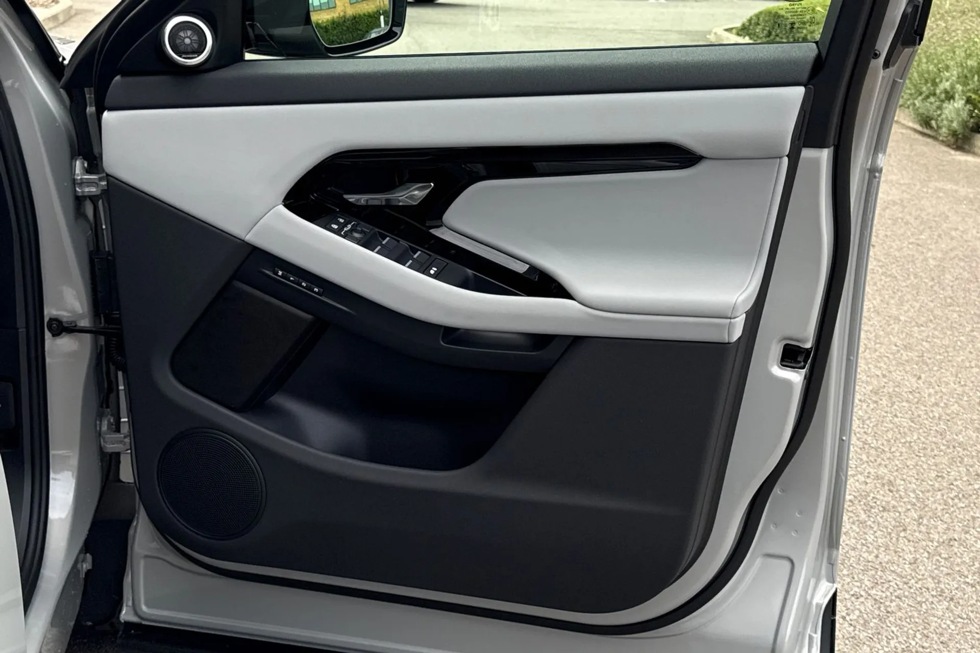 LAND ROVER RANGE ROVER EVOQUE thumbnail image number 58