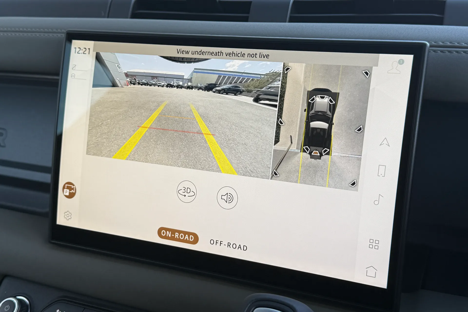 LAND ROVER Defender 90 thumbnail image number 4