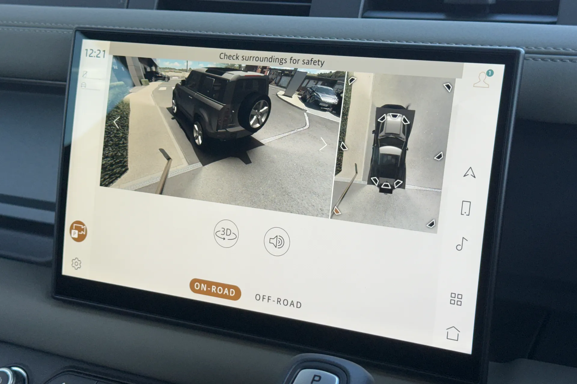 LAND ROVER Defender 90 thumbnail image number 11