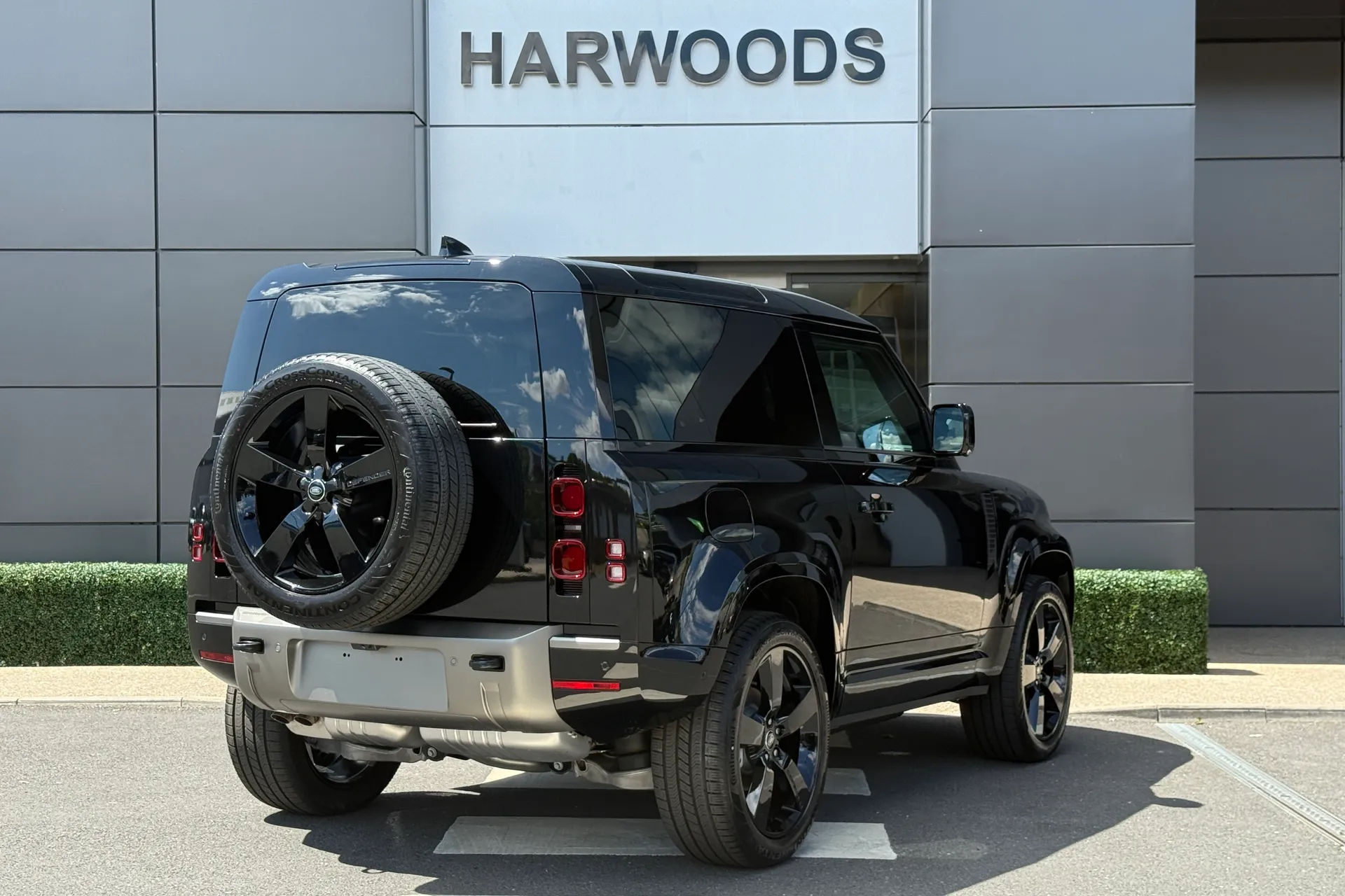 LAND ROVER Defender 90 thumbnail image number 12