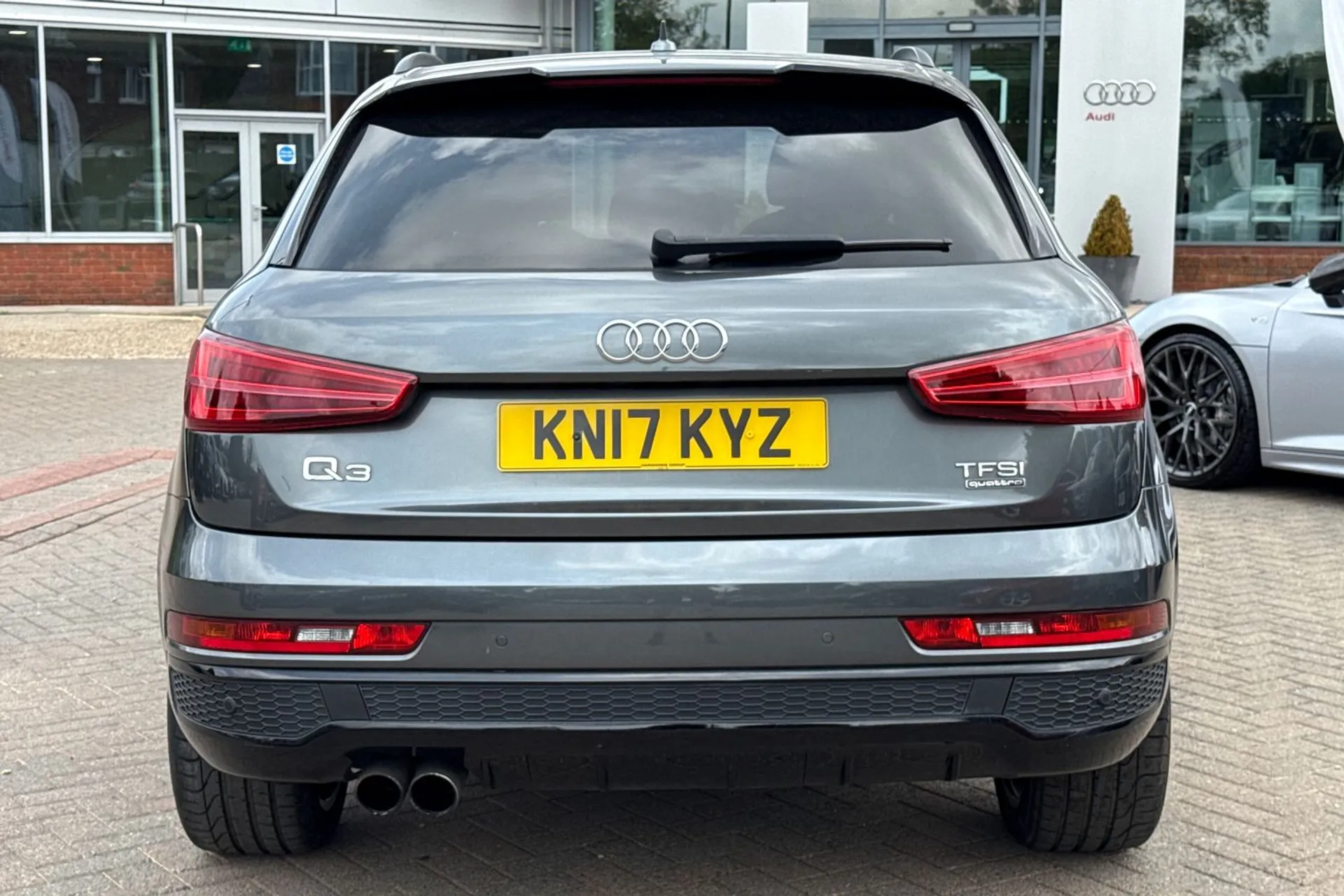 Audi Q3 thumbnail image number 5