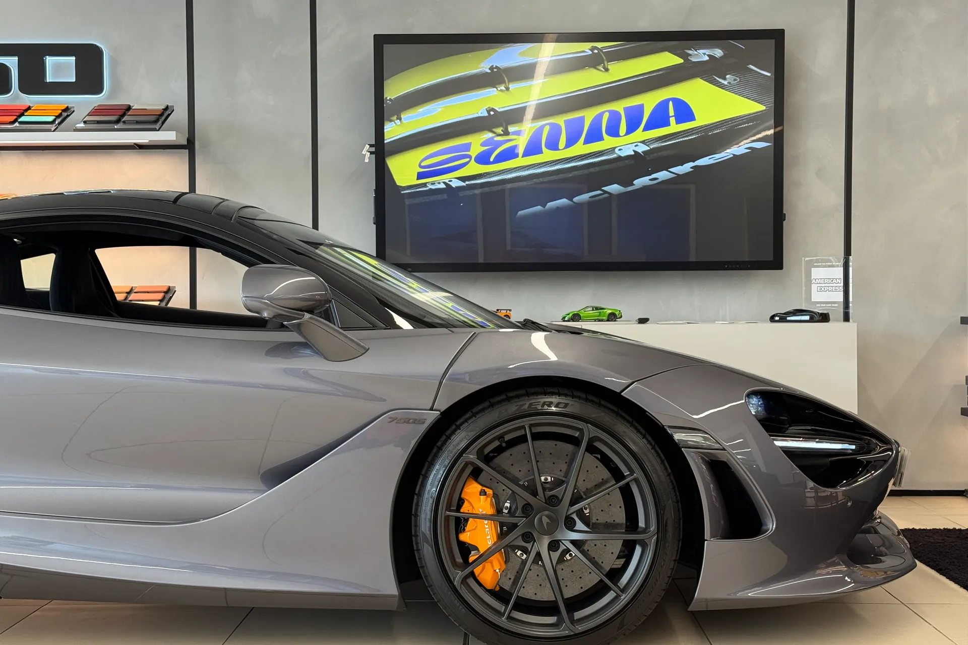 McLaren 750S thumbnail image number 29