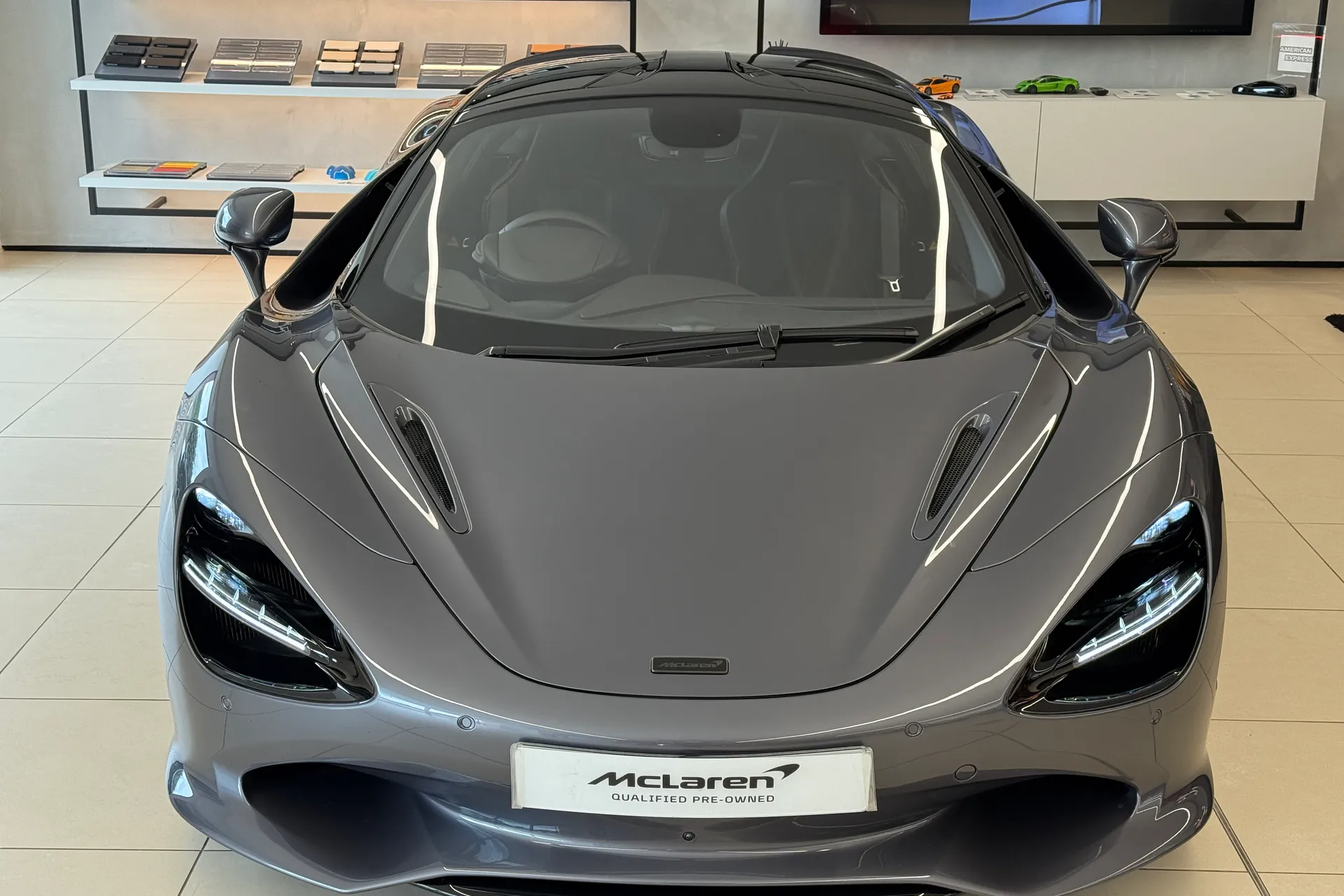 McLaren 750S thumbnail image number 37