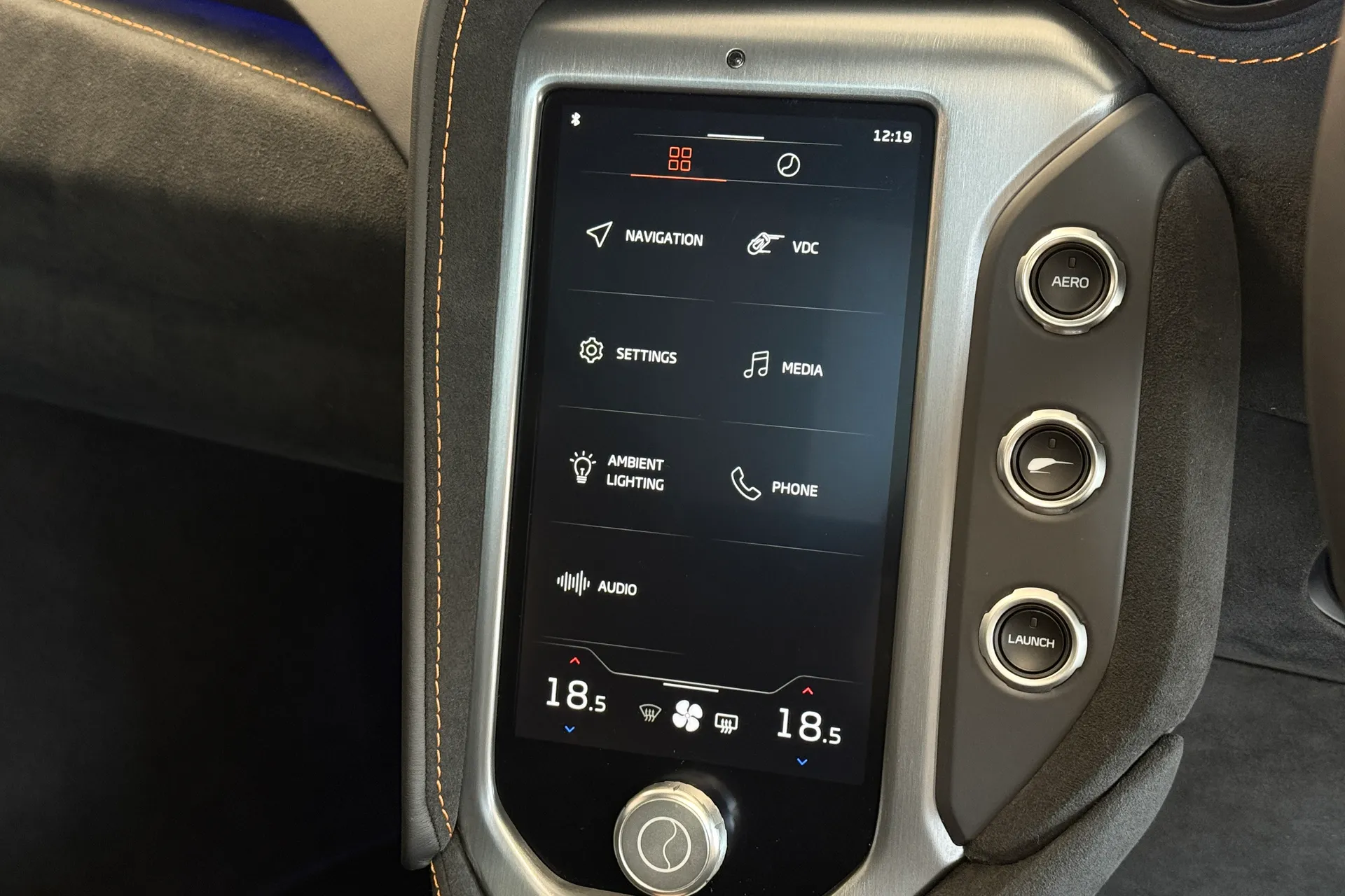 McLaren 750S thumbnail image number 23