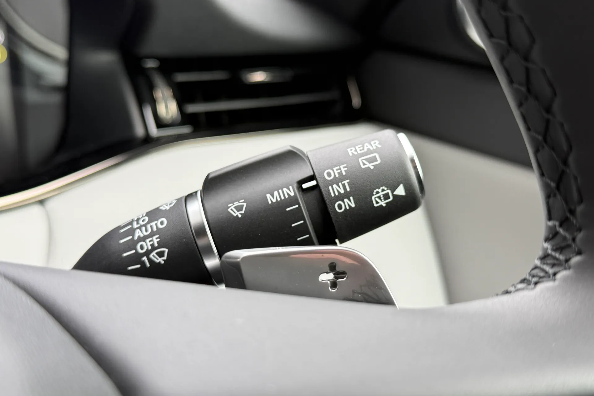 LAND ROVER RANGE ROVER EVOQUE thumbnail image number 61